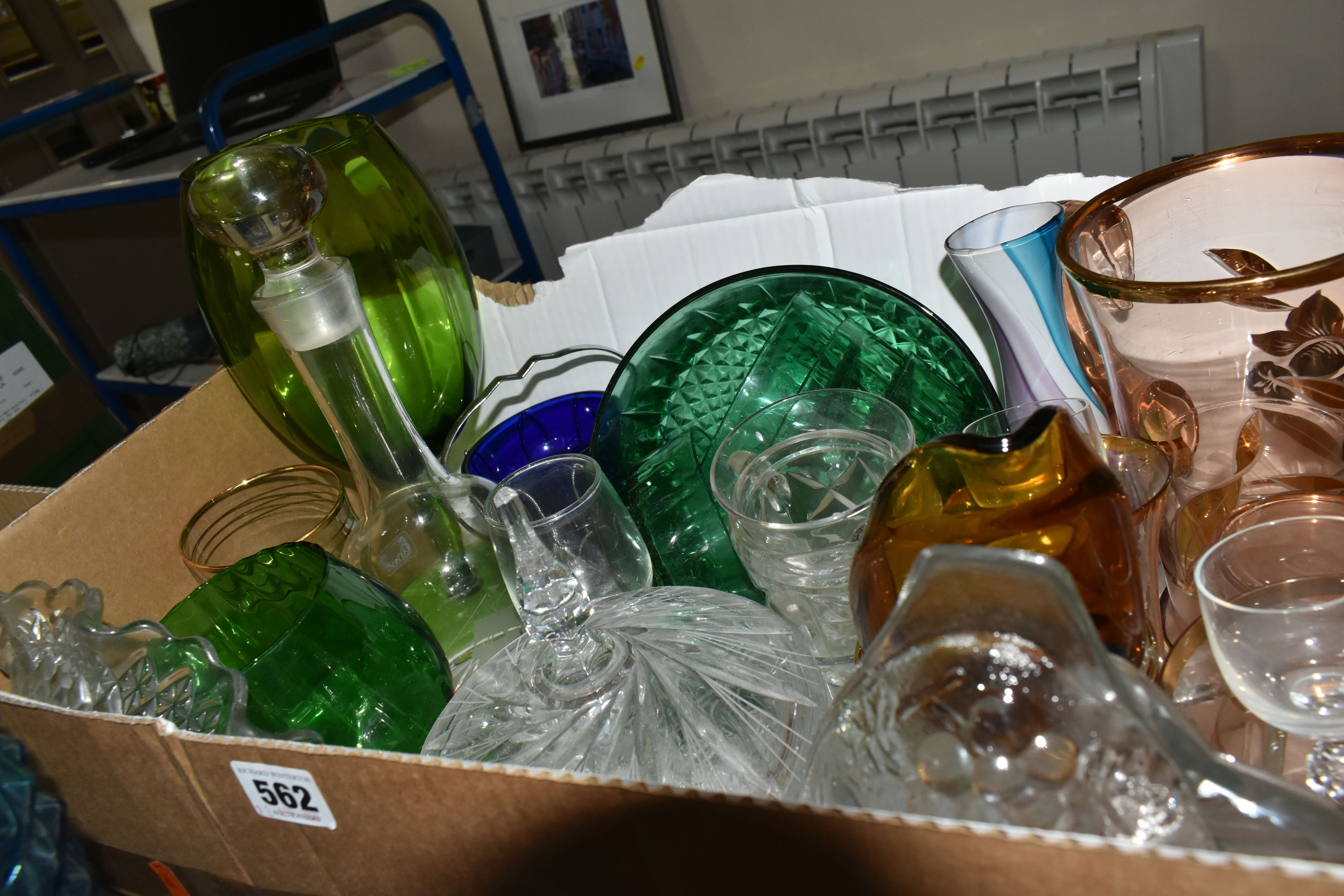 FOUR BOXES OF CERAMICS AND GLASSWARE, to include a turquoise Genie bottle (chipped stopper), Royal - Bild 10 aus 13