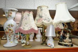 A GROUP OF TABLE LAMPS, VASES AND JARDINIERES, comprising five assorted table lamps, three modern