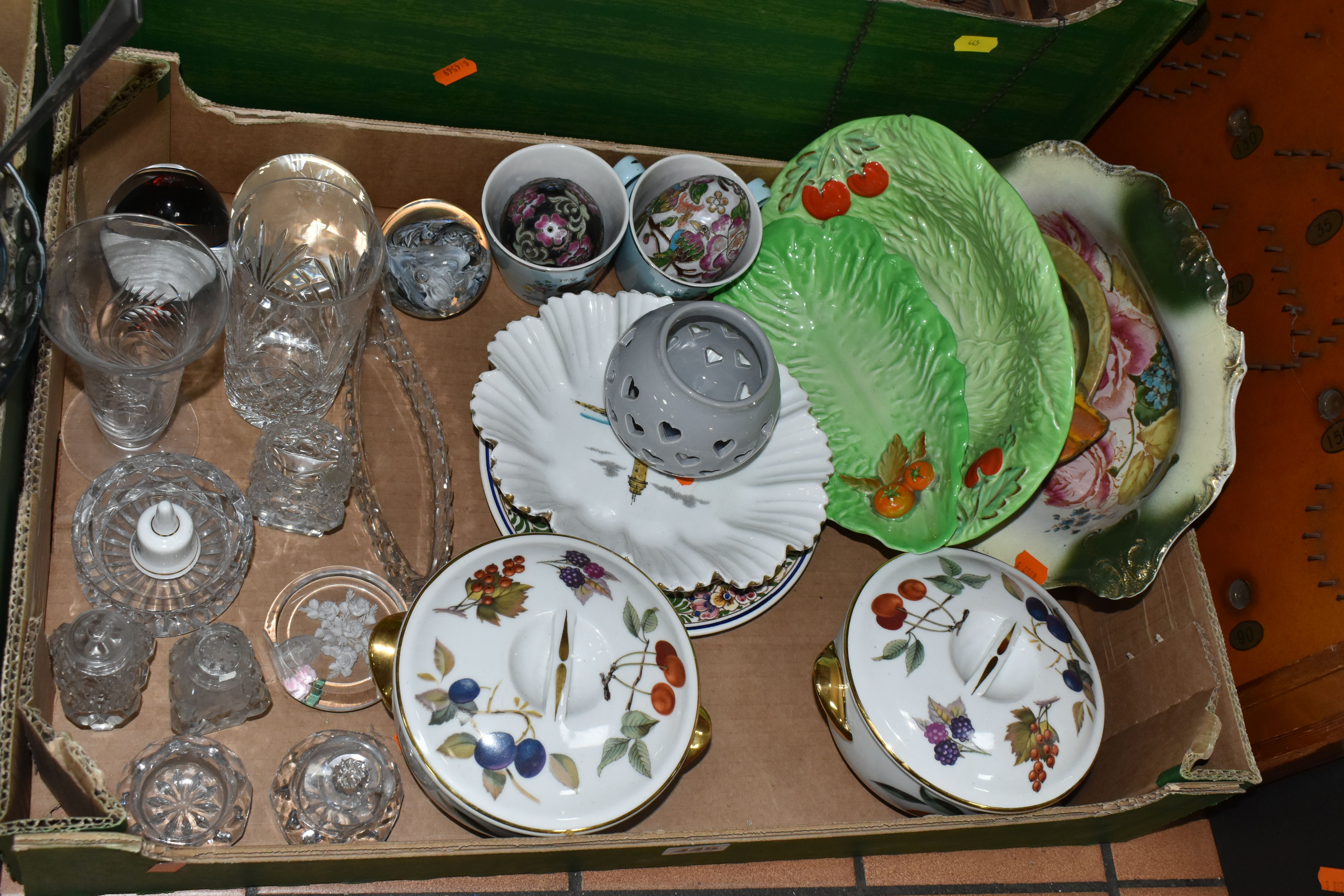 FOUR BOXES OF GLASS, CERAMICS AND SUNDRY ITEMS ETC, to include Royal Worcester size 5 tureens with - Image 3 of 9