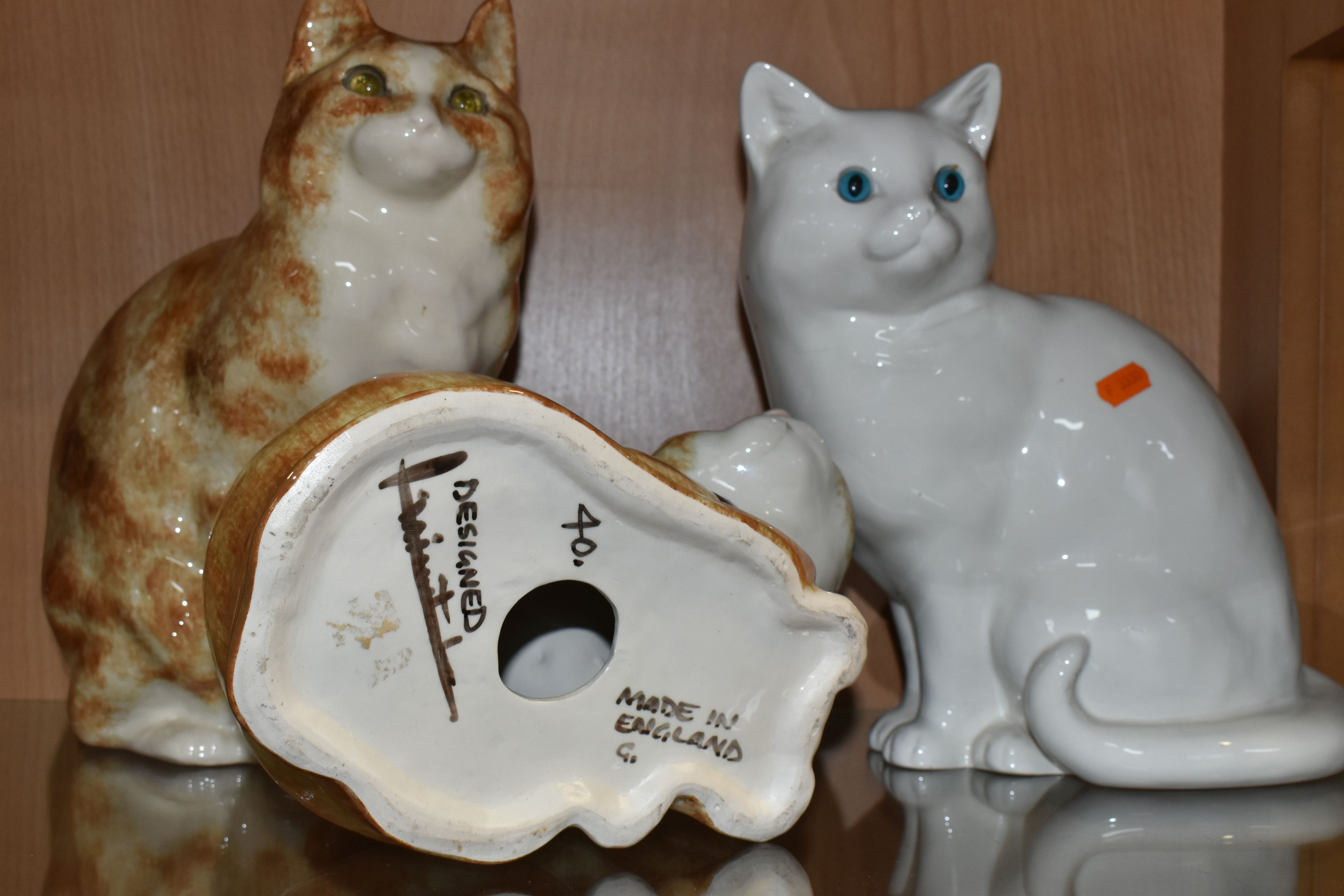 A GROUP OF TWO WINSTANLEY POTTERY CATS AND ONE SIMILAR, comprising a seated ginger cat, signed and - Image 5 of 5