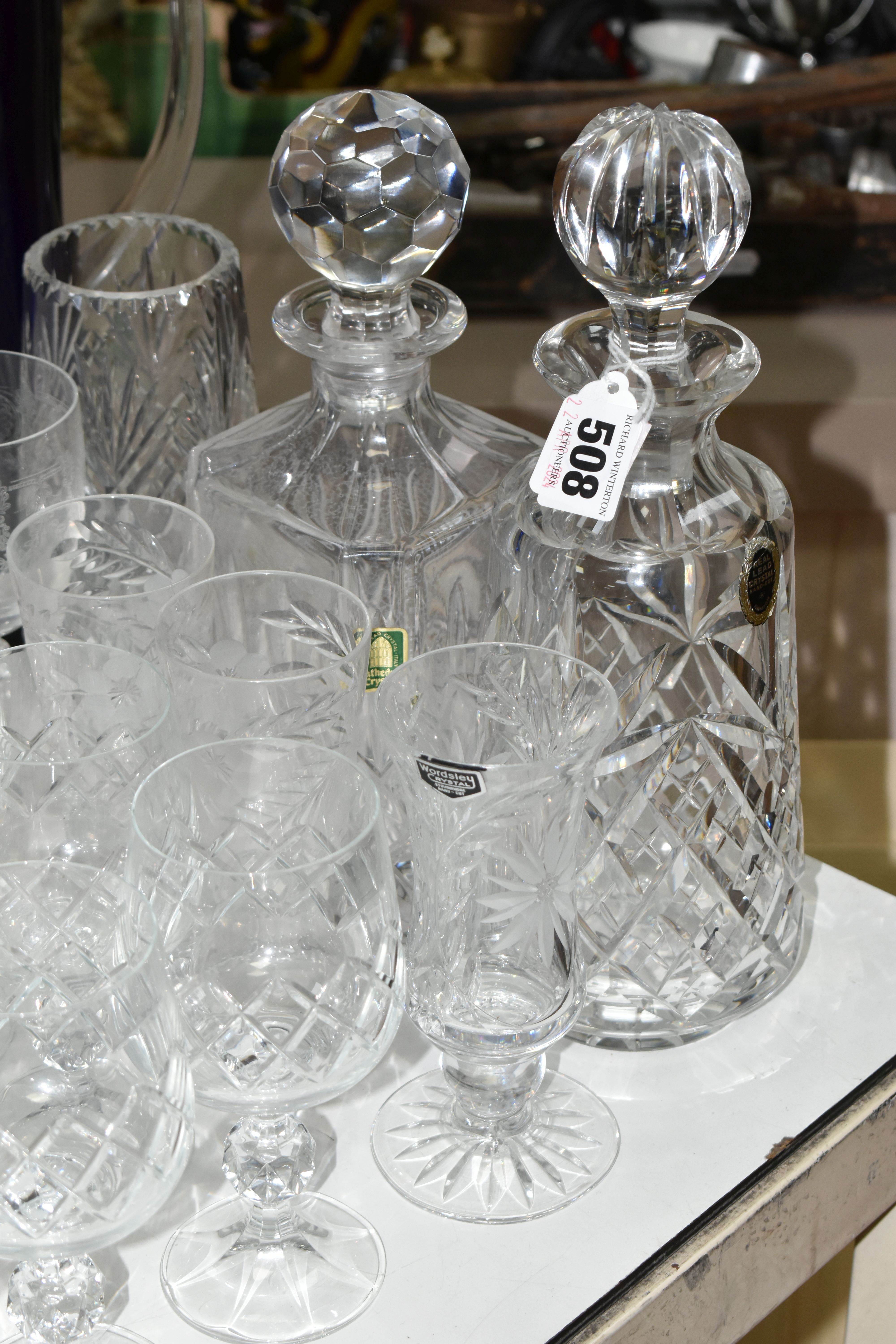 A QUANTITY OF GLASS WARE, to include a selection of drinking glasses and other crystal items by - Image 3 of 9
