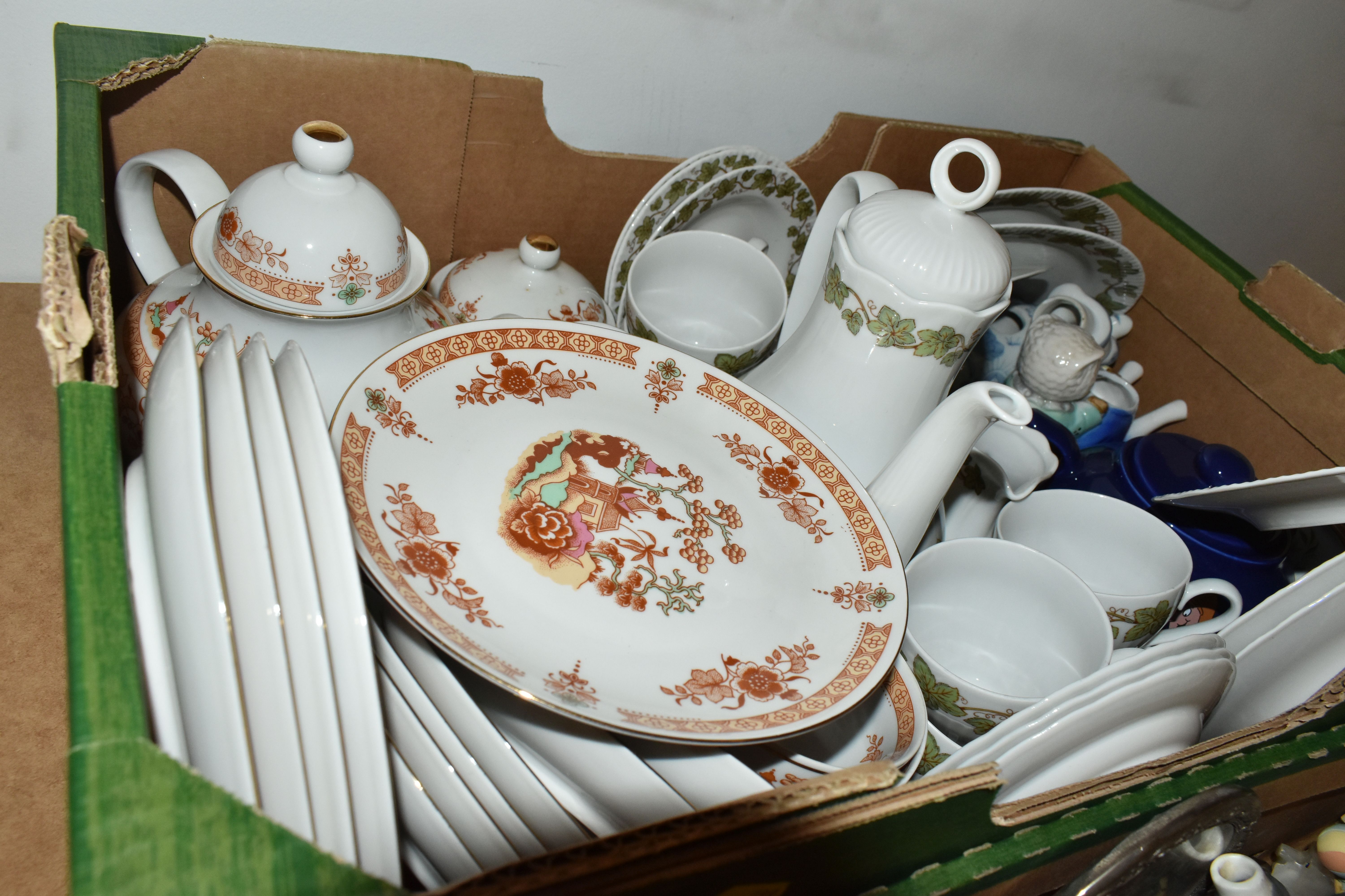 THREE BOXES OF CERAMICS AND ORNAMENTS, to include a Trafalgar pocket watch, a collection of boxed - Image 3 of 4