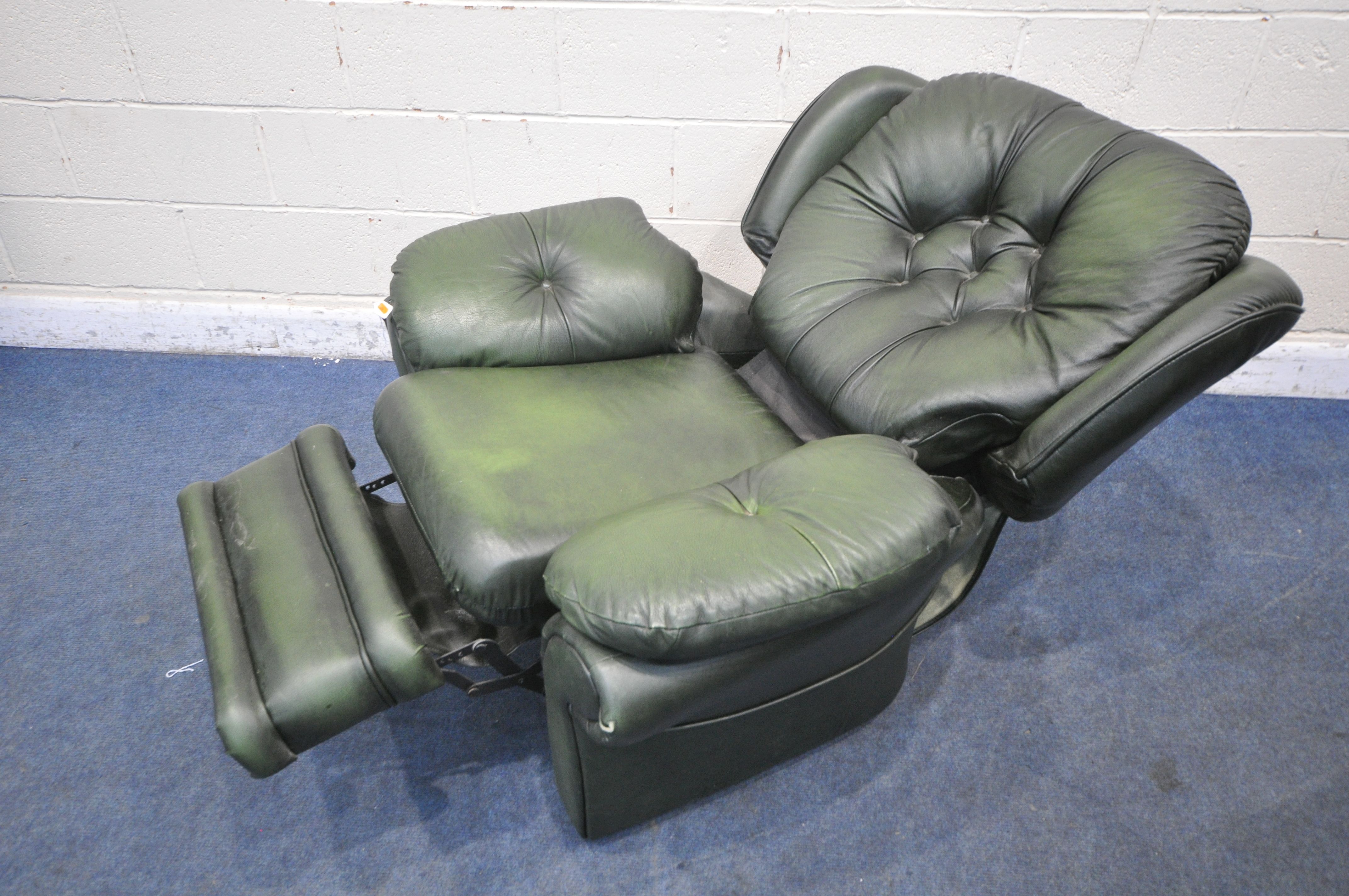 A GREEN LEATHER MANUAL RECLINING ARMCHAIR, width 103cm x depth 105cm x height 97cm (condition - Image 2 of 2