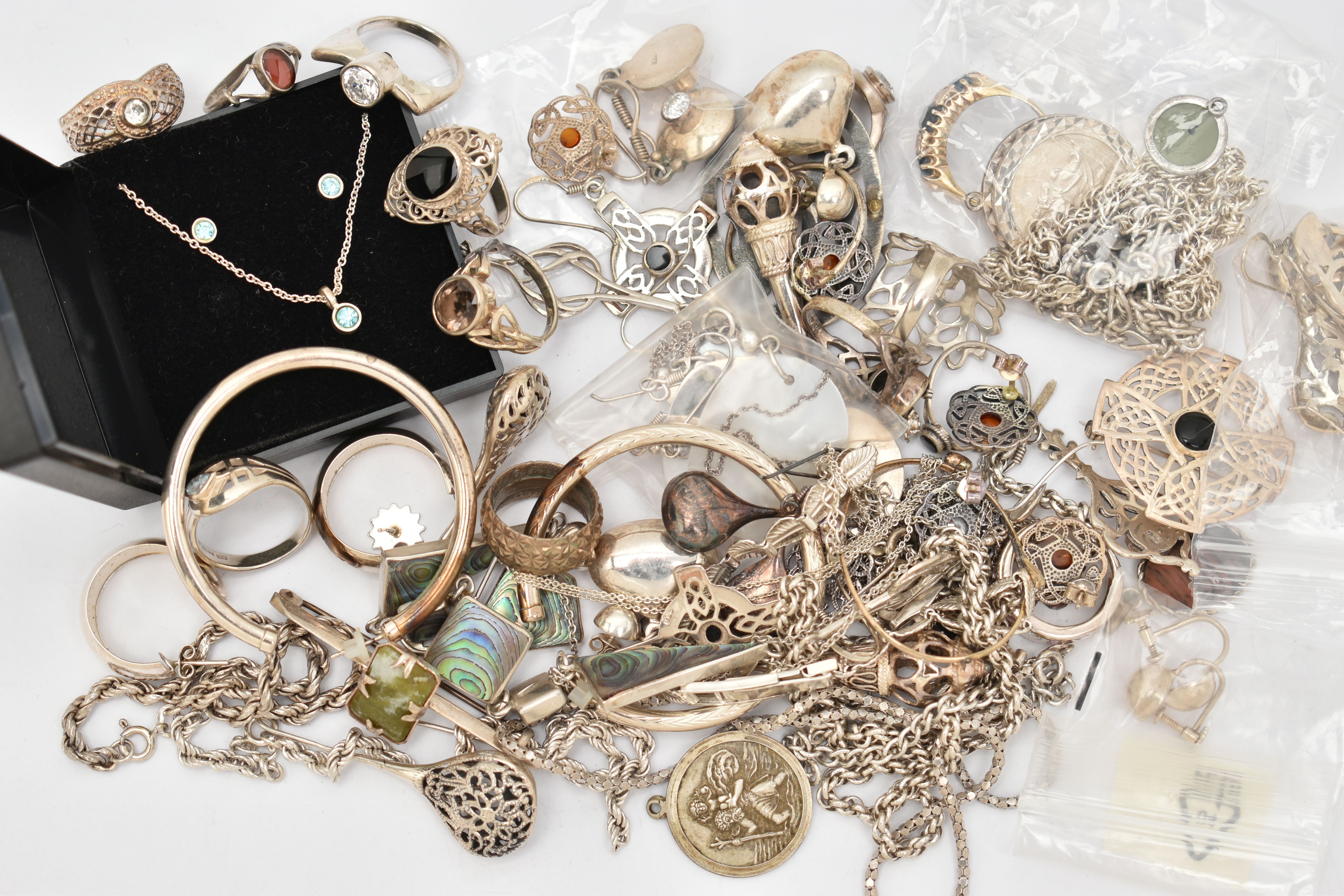 ASSORTED SILVER AND WHITE METAL JEWELLERY, to include two silver chain necklaces, a dress ring,