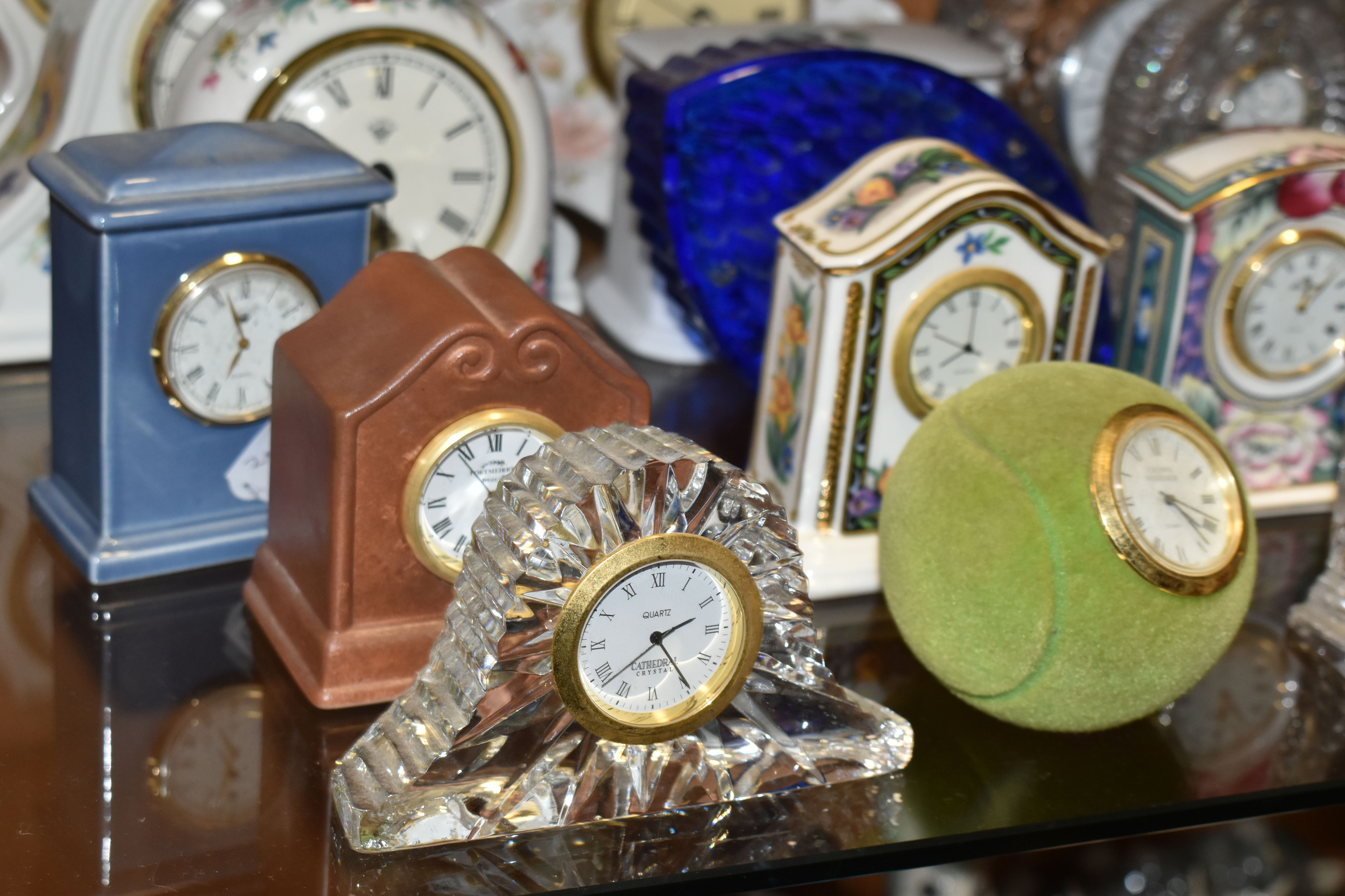 TWENTY EIGHT ROYAL DOULTON, WATERFORD, CAITHNESS AND OTHER GIFTWARE QUARTZ CLOCKS, including Royal - Image 5 of 8