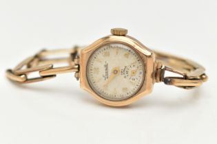 A LADIES 9CT GOLD CASED WRISTWATCH, manual wind, round silver dial signed 'Everite', alternating