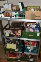 EIGHT BOXES AND LOOSE ASSORTED SUNDRY ITEMS ETC, to include boxed toiletries, boxed Yankee