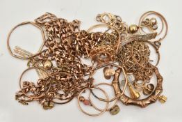 AN ASSORTMENT OF 9CT GOLD AND YELLOW METAL JEWELLERY, to include an AF flat curb link necklace,