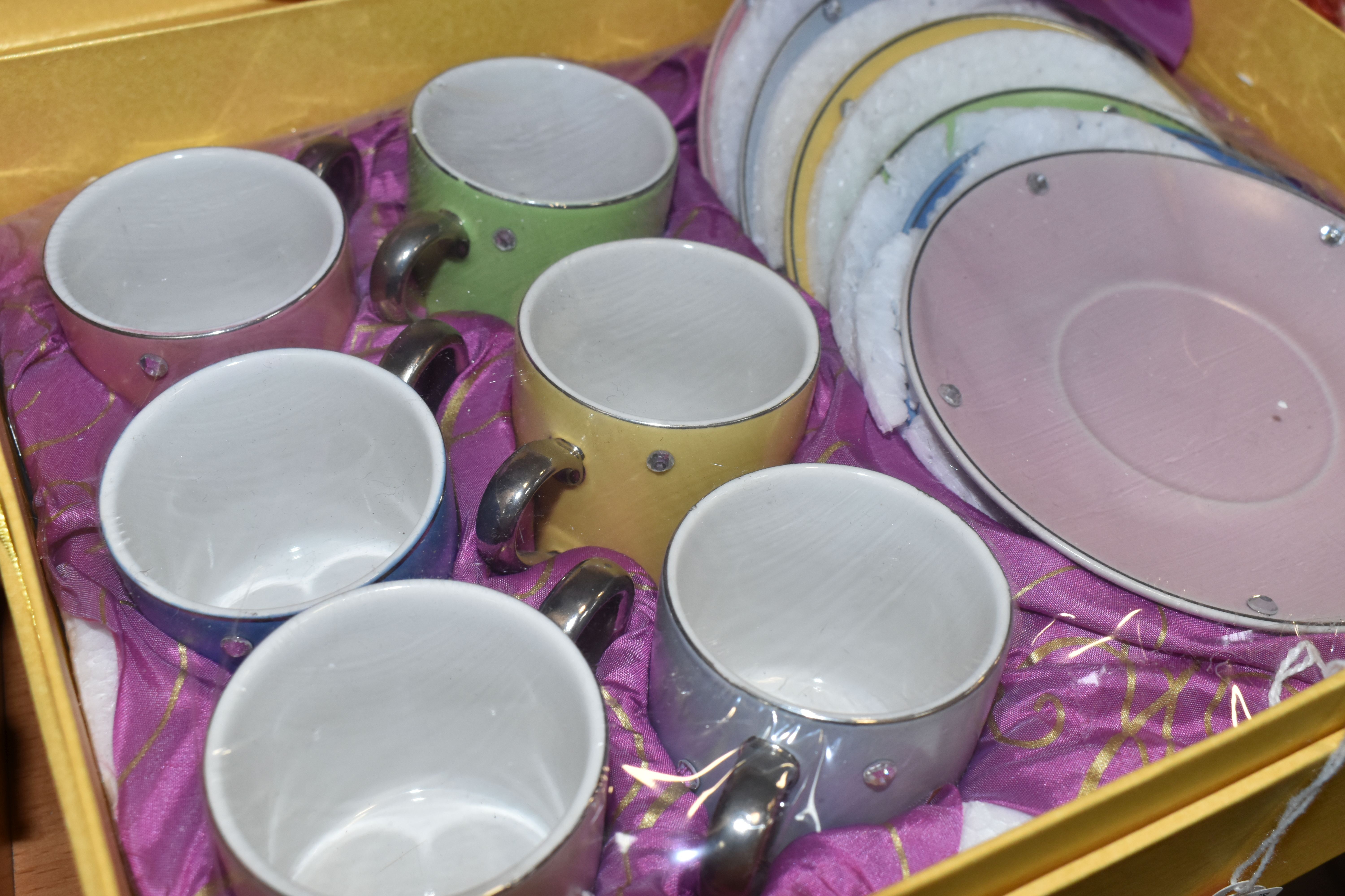 A SEALED BOXED CAROLYN QUARTERMAINE COFFEE SET, comprising six coffee cans and six saucers in - Image 2 of 3