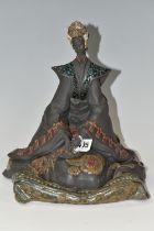 A LLADRO 'EMPRESS' FIGURINE, 1995-99, model no 12301, sculptor Francisco Polope, Gres finish, height