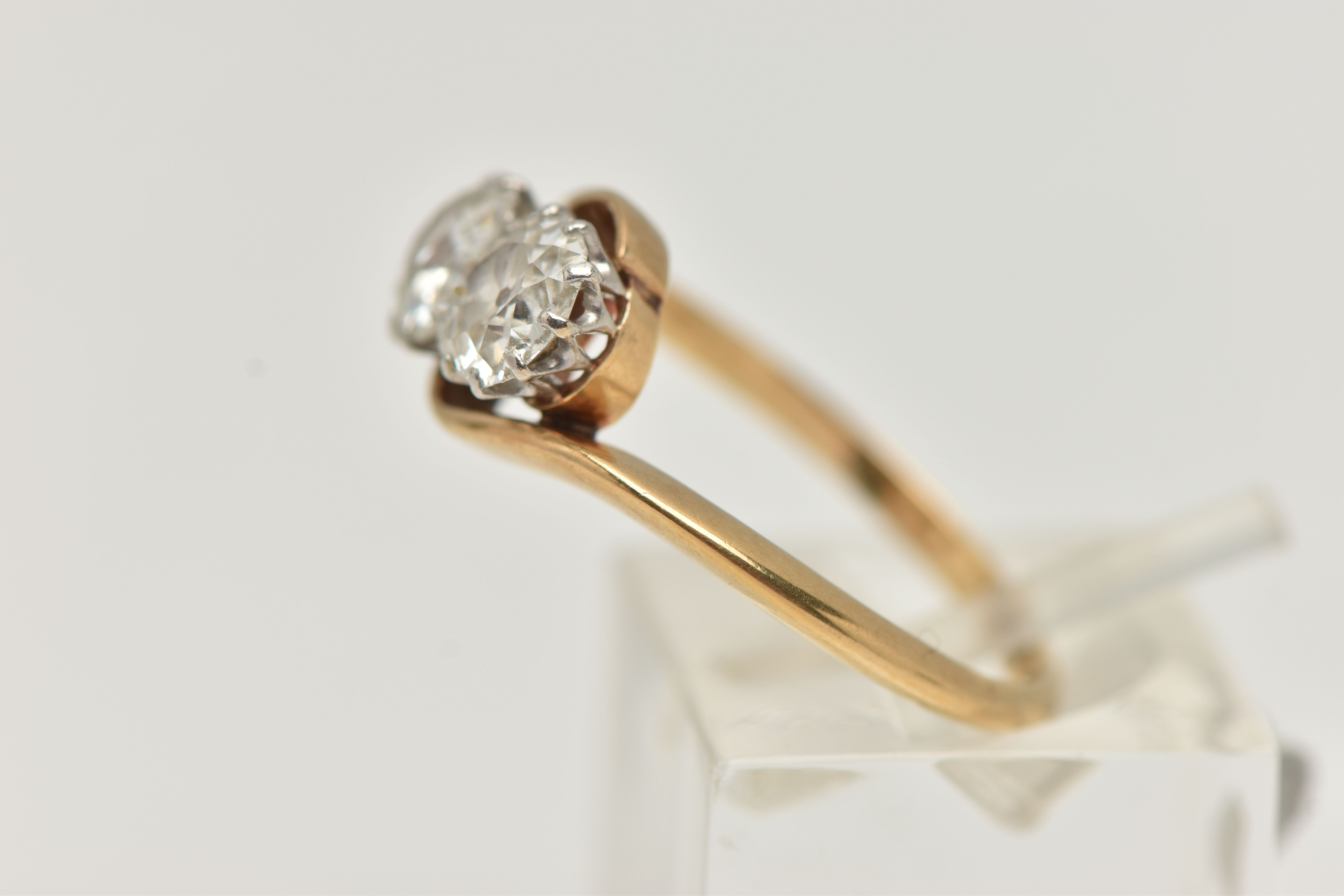 A YELLOW METAL DIAMOND TWO STONE RING, two old cut diamonds, each in a ten claw white metal setting, - Image 2 of 4