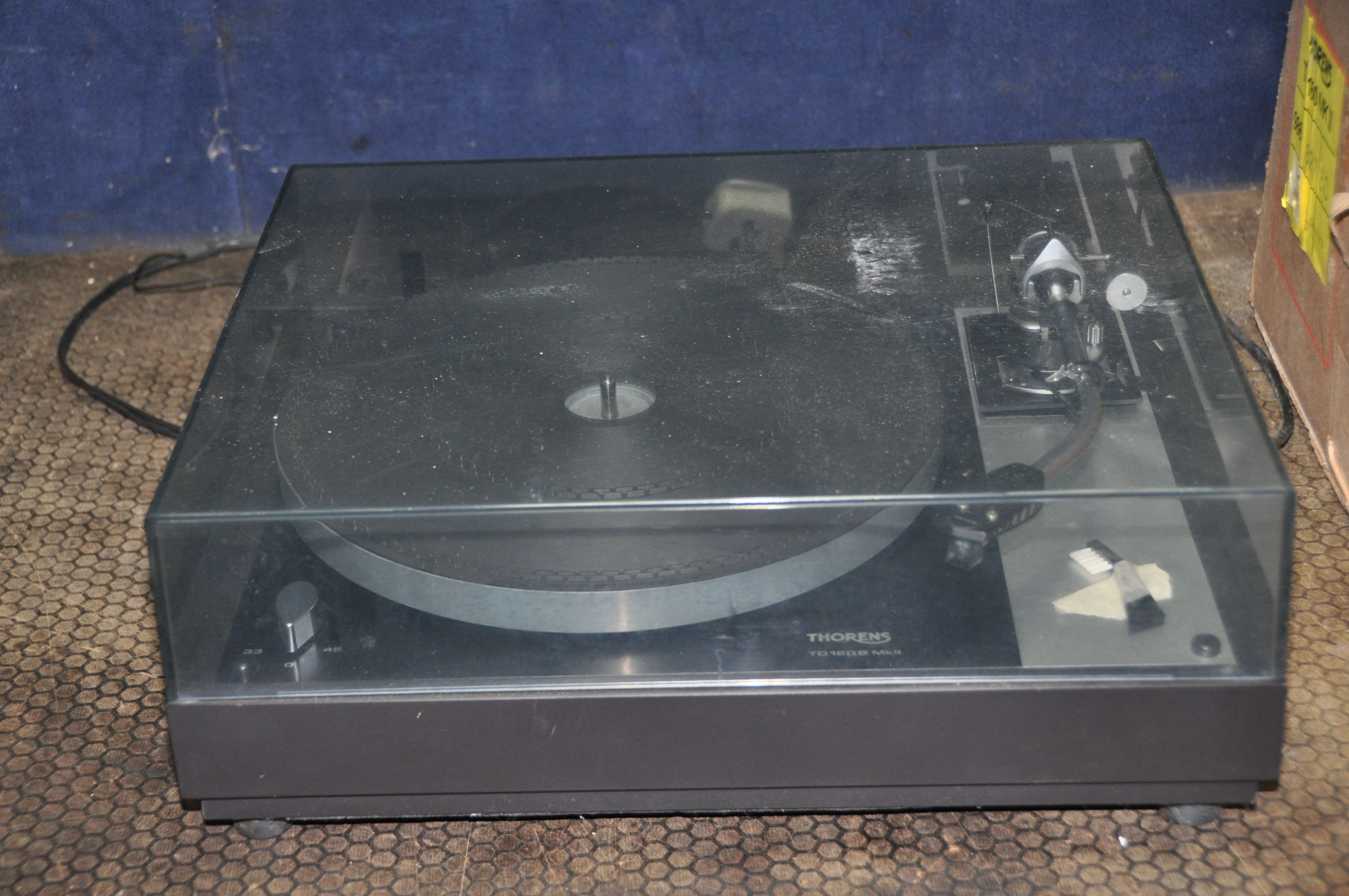 A THORENS TD160B Mk2 TURNTABLE with an SME tone arm and Ortofon VMS20E Mk2 cartridge in original box - Image 2 of 6
