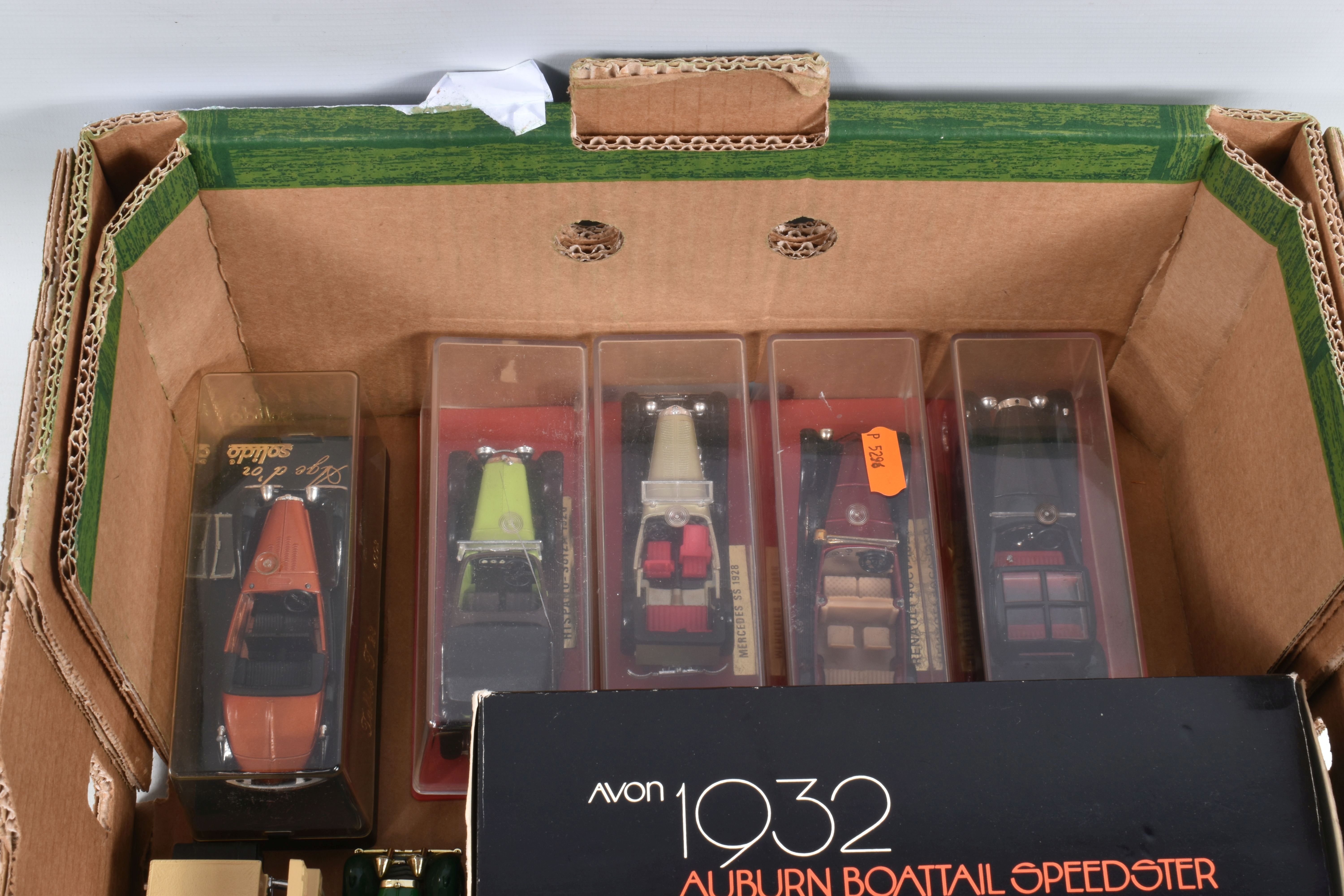 THREE BOXES OF BOXED AND UNBOXED MODEL VEHICLES AND AIRCRAFTS, some of the model aircrafts include a - Image 3 of 13
