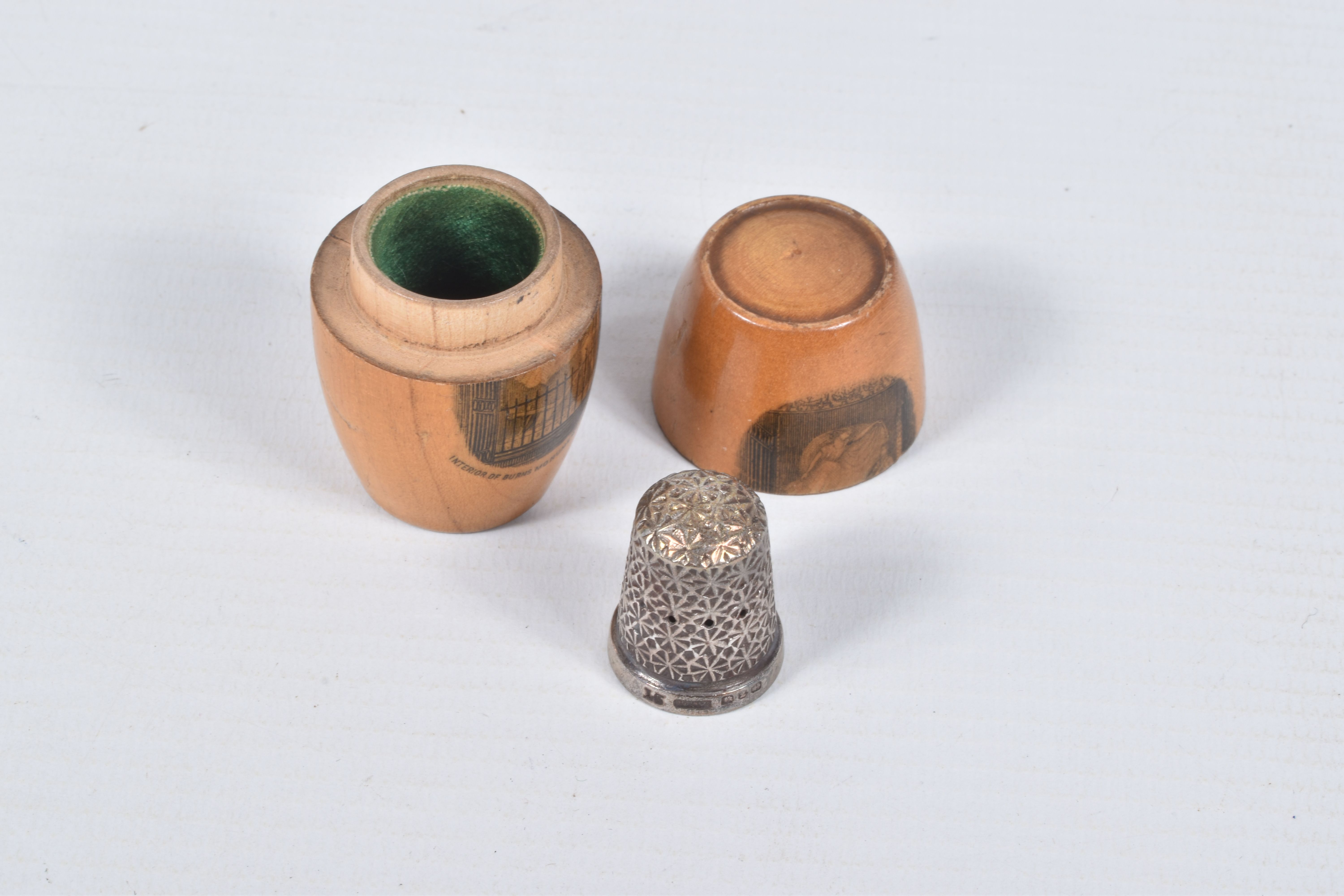 THREE MAUCHLIN WARE SEWING ITEMS, to include a thimble holder with silver thimble hallmarked ' - Image 5 of 6