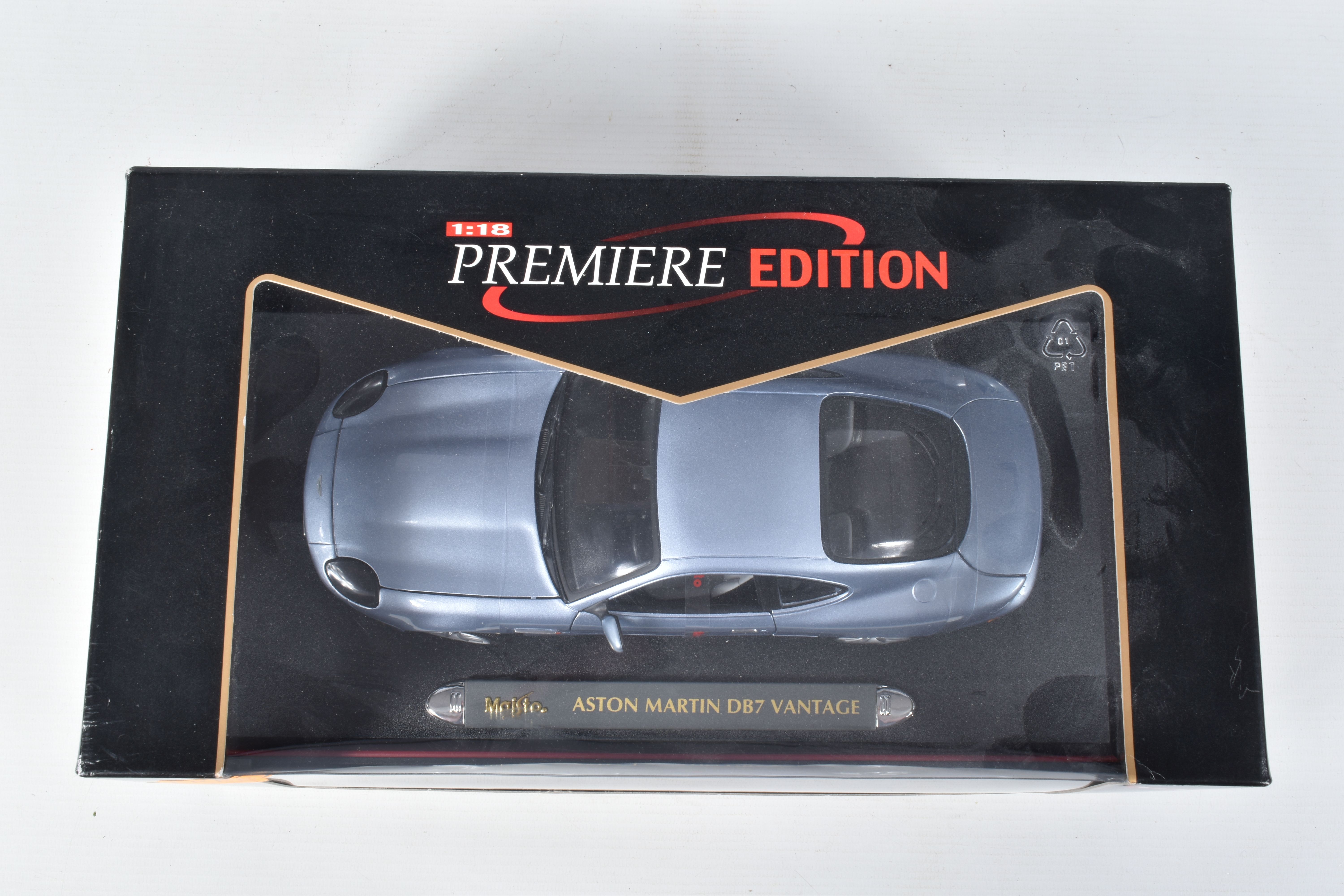 FIVE BOXED AND FOUR LOOSE MODEL VEHICLES, boxed models include a 1:18 scale Maisto Aston Martin - Bild 24 aus 24