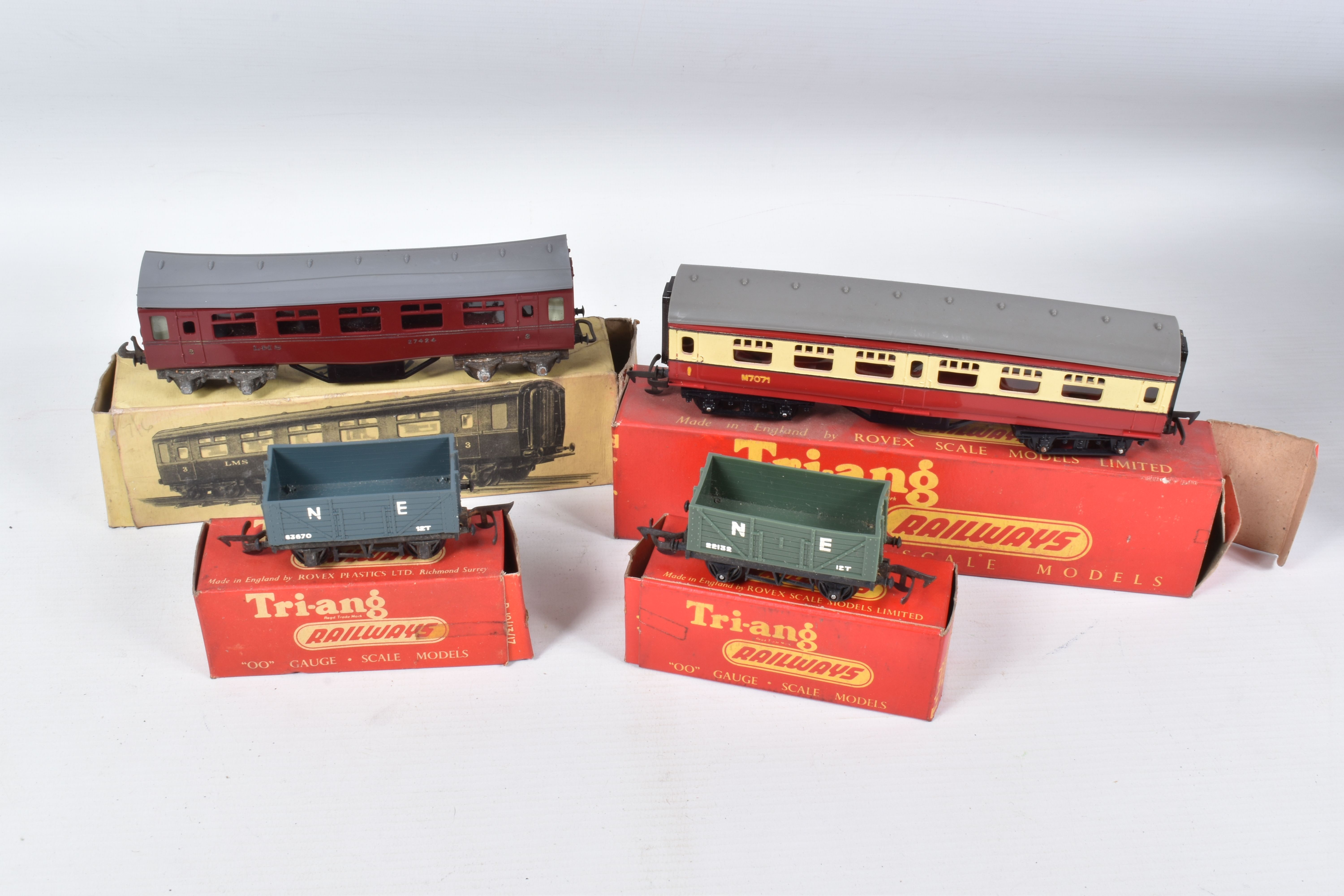 A QUANTITY OF BOXED TRI-ANG RAILWAYS OO GAUGE MODEL RAILWAYS ITEMS, to include Princess class - Image 5 of 5