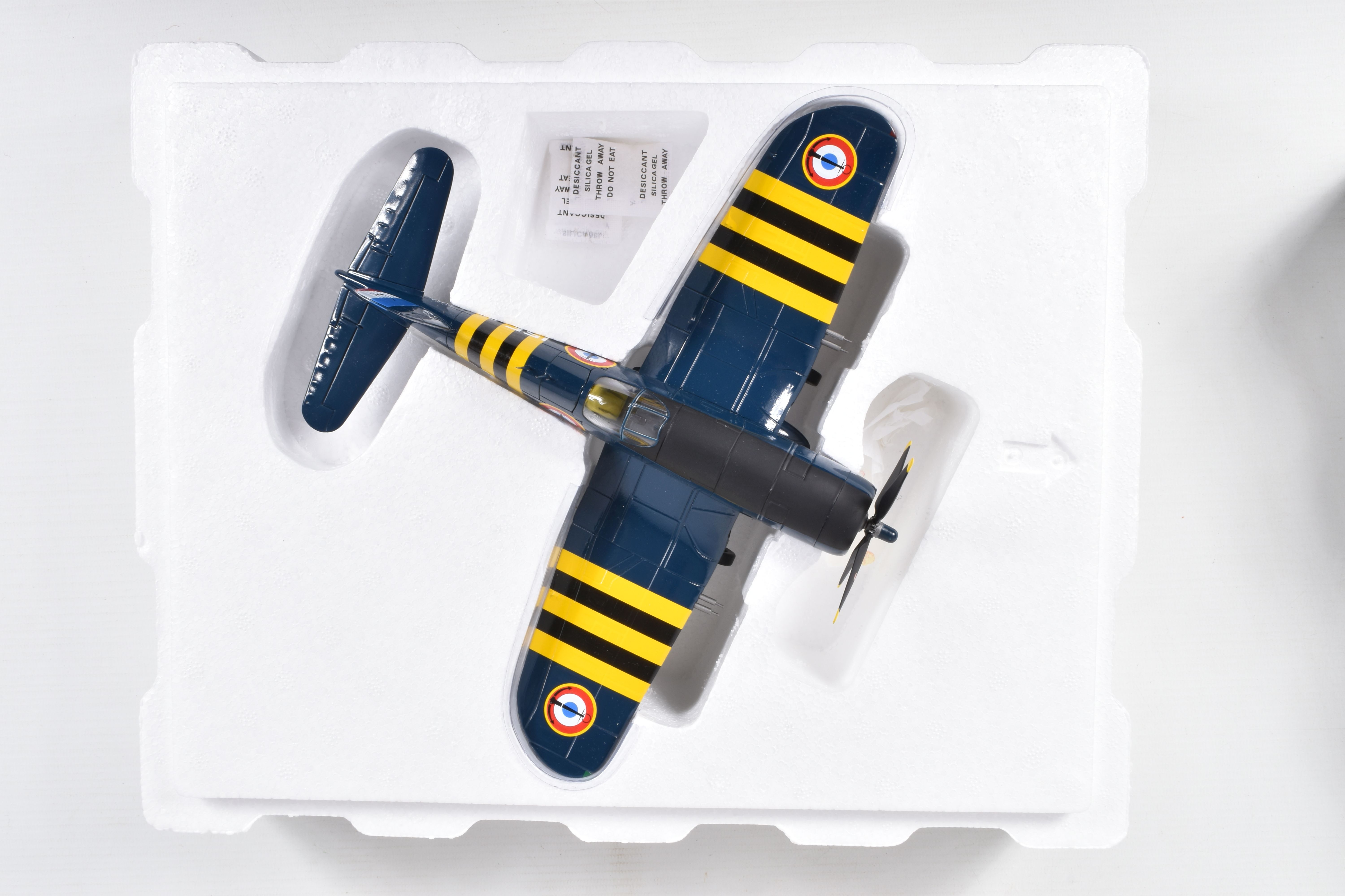 FIVE BOXED AIRCRAFT MODELS, the first is a 1:48 scale, Armour Collection F4U Corsair, numbered - Image 6 of 15