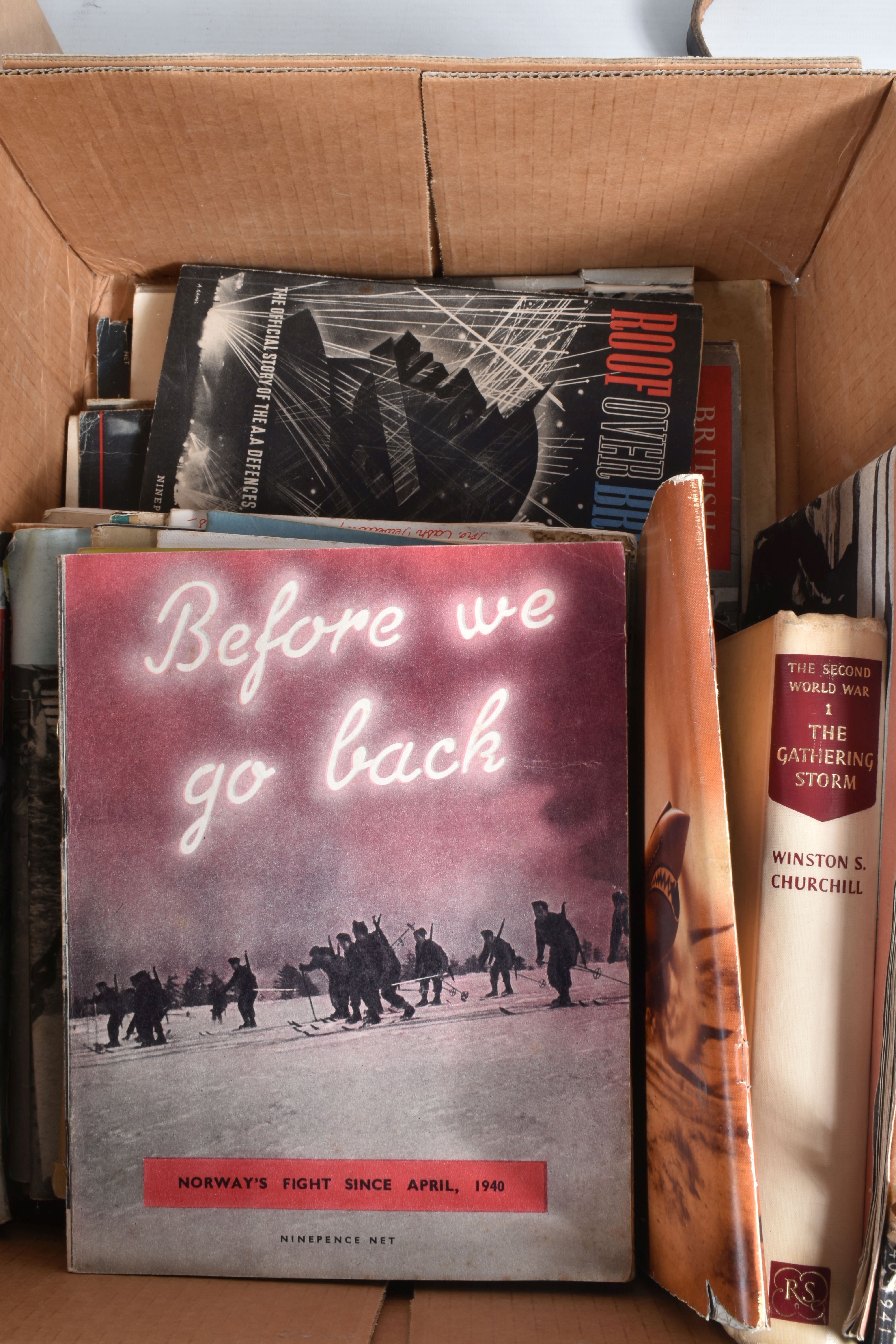 TWO BOXES OF MILITARY RELATED HARDBACK AND PAPERBACK BOOKS AND OTHER MILITARY ITEMS, books include - Image 6 of 9