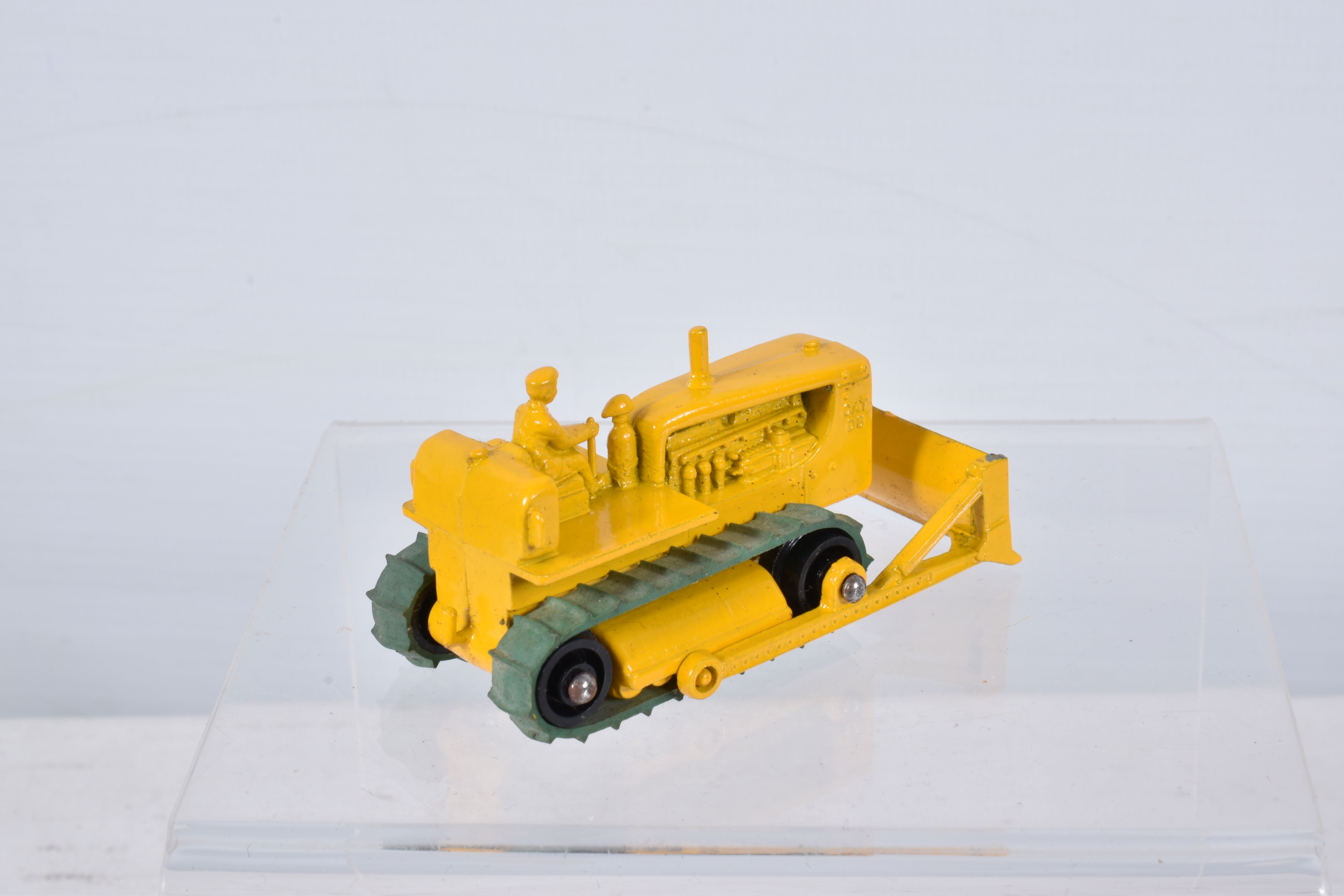 FOUR BOXED MATCHBOX SERIES DIECAST CONSTRUCTION VEHICLES, Caterpillar Bulldozer, No.18, green - Image 6 of 25