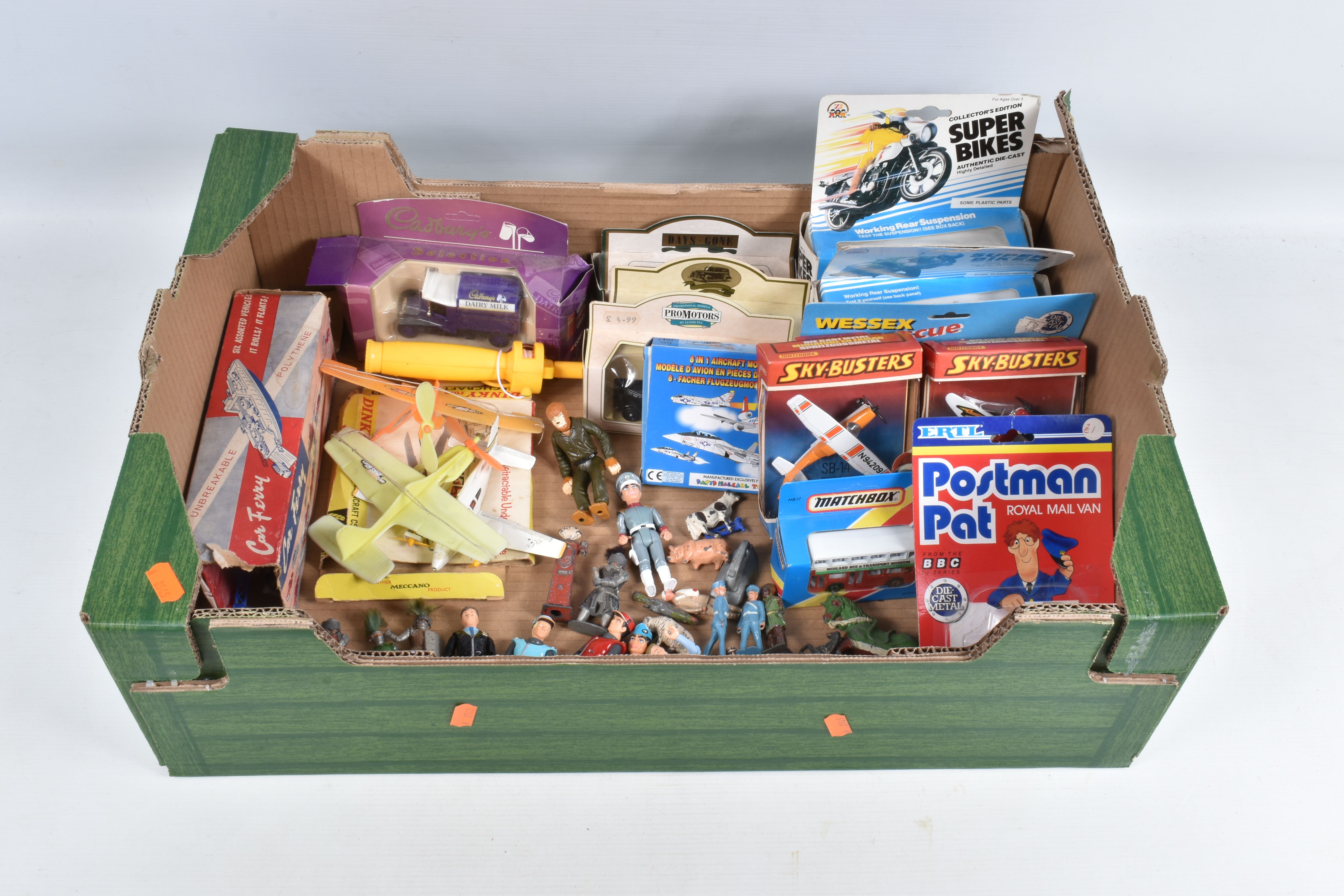 THREE BOXES OF MODEL VEHICLES, FIGURES AND AIRCRAFTS, some boxed and some loose, items include a - Image 2 of 16