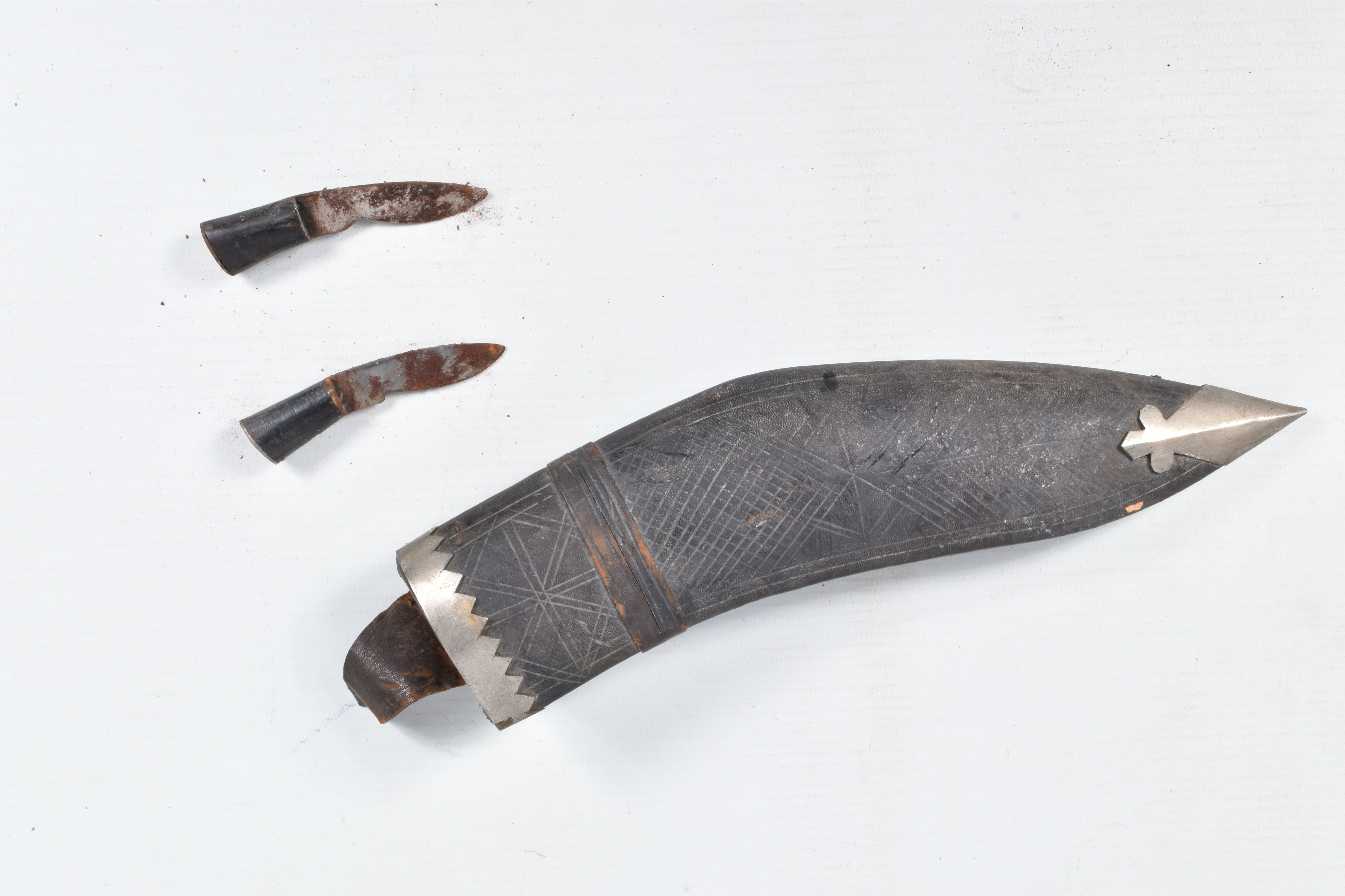 THREE BAYONETS AND A KUKRI STYLE KNIFE, these include a French Graf Bayonet, a 1907 Pattern - Image 6 of 92