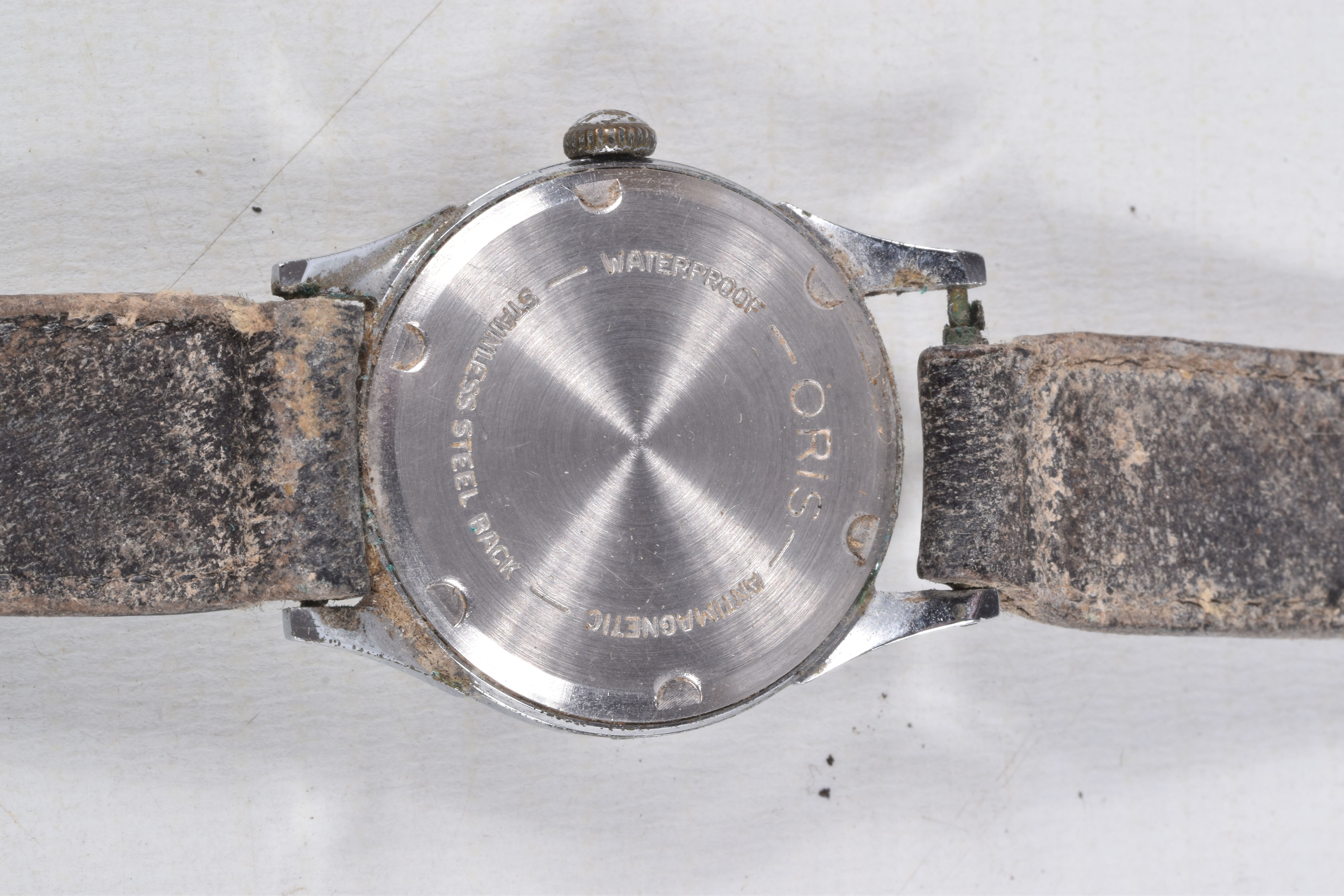 THREE GENTS WRISTWATCHES, to include a manual wind, 'Oris' wristwatch, round silvered dial, - Image 3 of 12