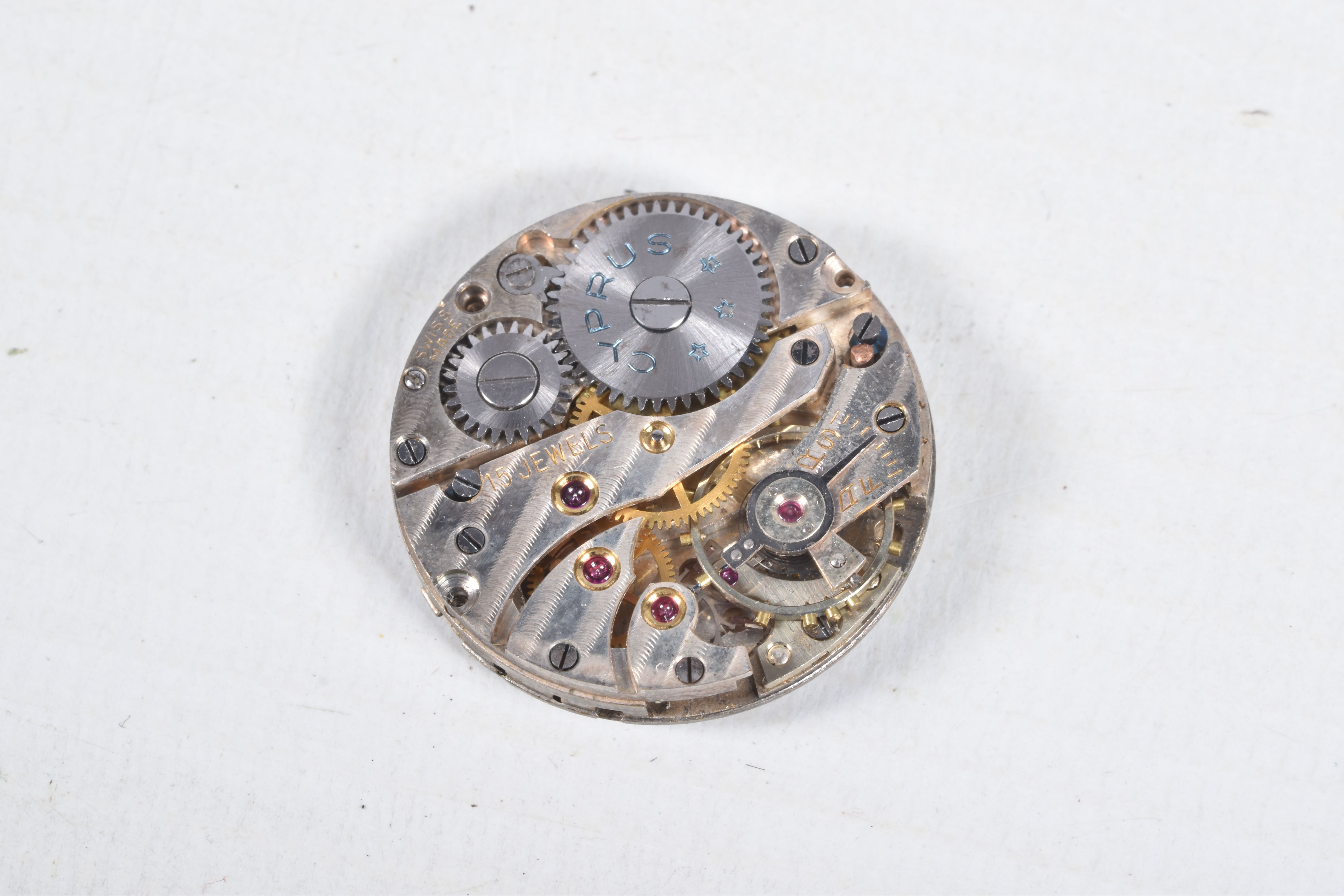 THREE GENTS WRISTWATCHES, to include a manual wind, 'Oris' wristwatch, round silvered dial, - Image 7 of 12