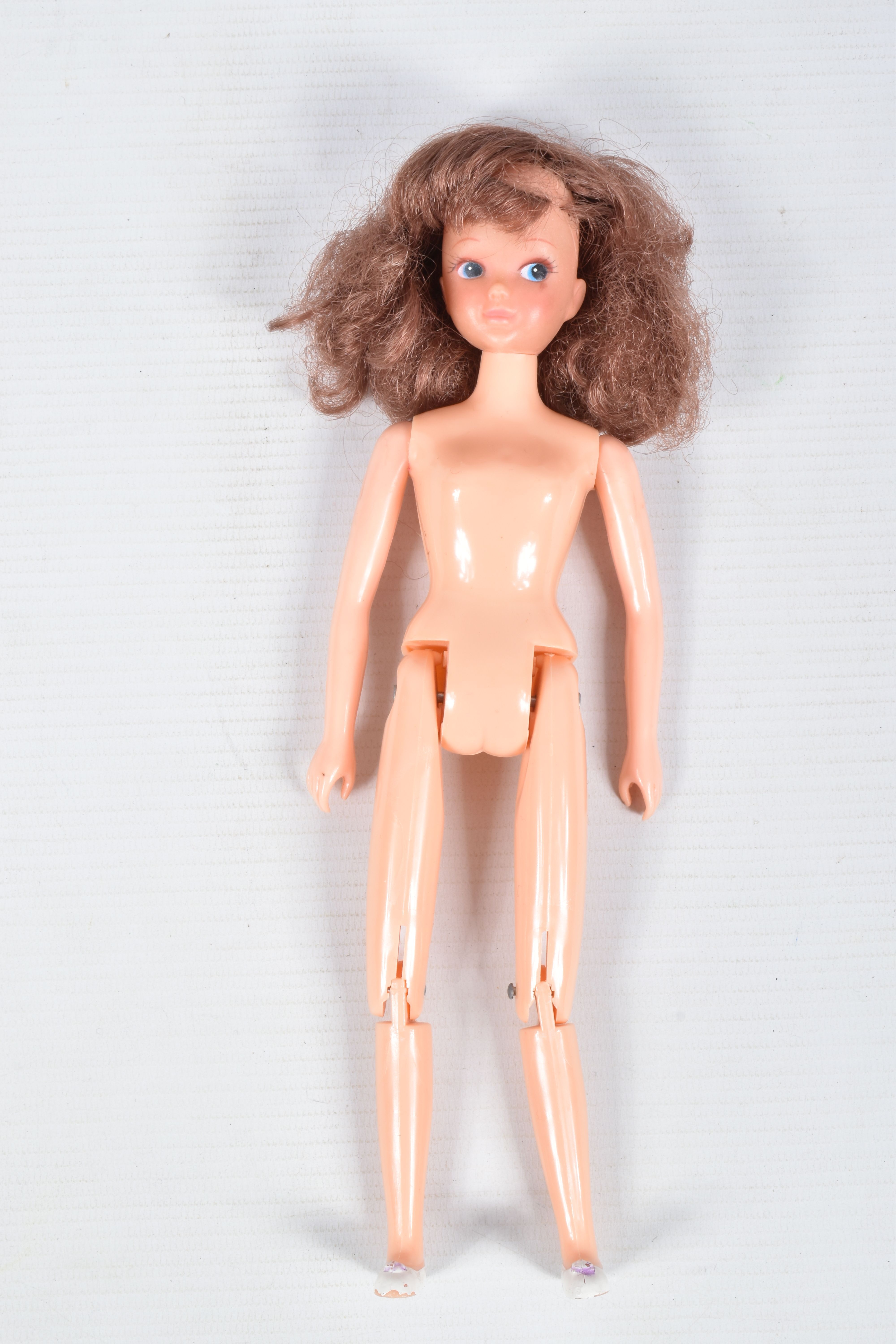 A QUANTITY OF 1960'S MATTEL DOLLS, Midge, marked 'Midge ©1962 Barbie ©1962 Mattel Patented' to her - Image 4 of 11