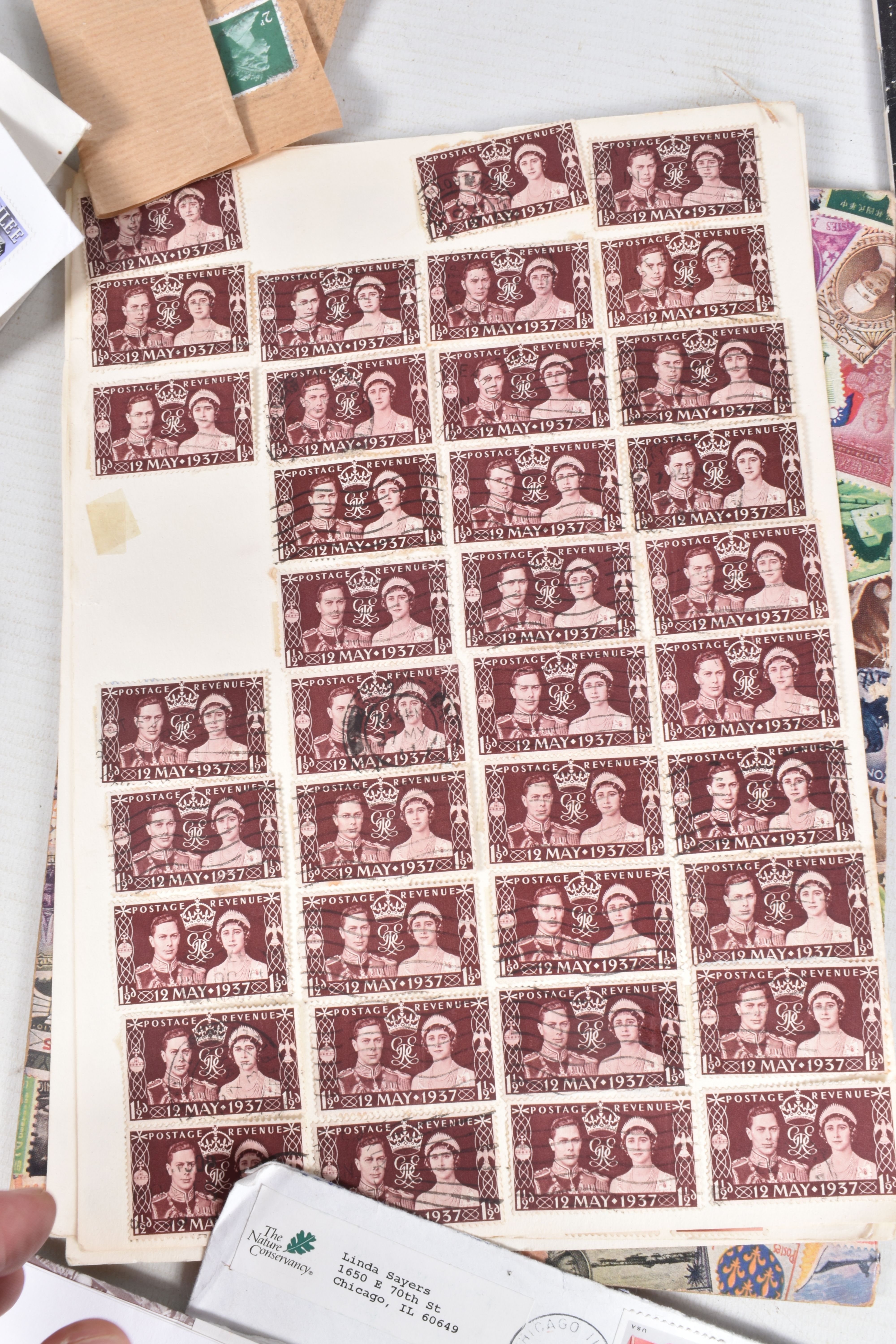 SMALL TRAY OF STAMPS AS ALBUM LEAVES AND LOOSE.We note GB 1948 Olympics 6d strip of 3 with HLP - Image 7 of 20