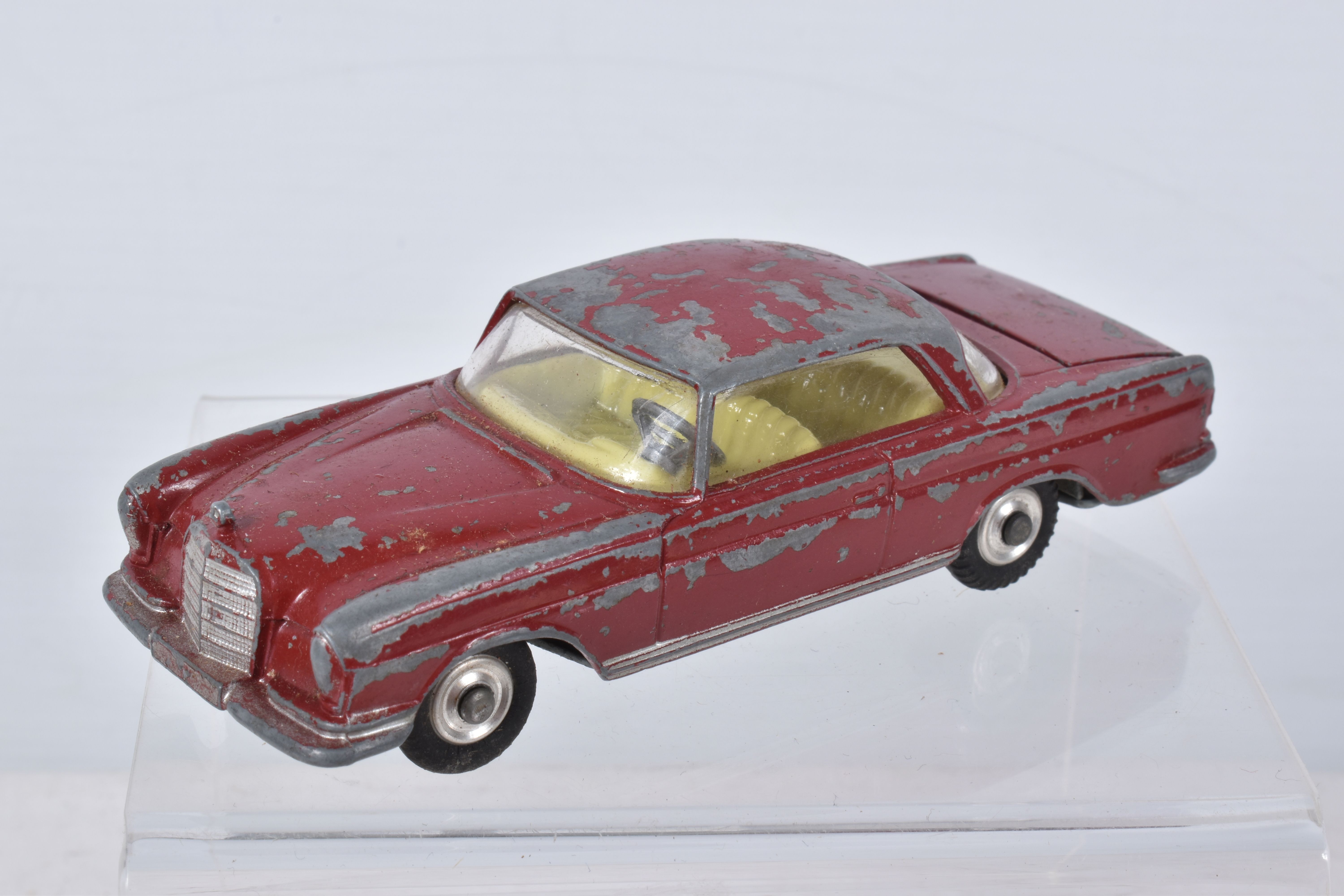 FOUR BOXED CORGI TOYS CAR MODELS, Ford Thunderbird Open Sports, No.215S, missing driver, Bentley - Image 19 of 29
