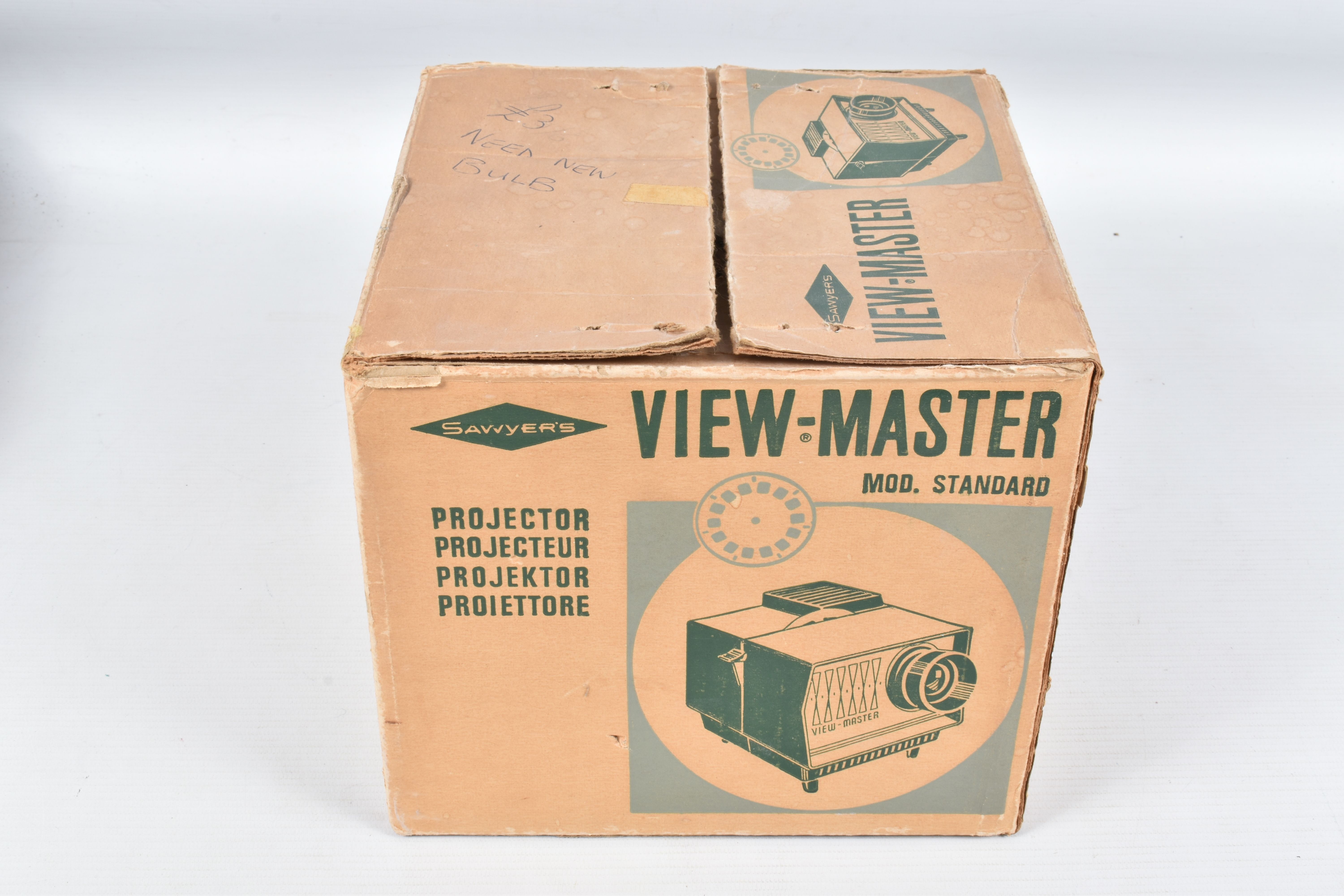 A WOODEN CASE CONTAINING A SAWYER’S VIEW-MASTER 3D VIEWER AND A QUANTITY OF SAWYER’S AND OTHER - Image 6 of 12
