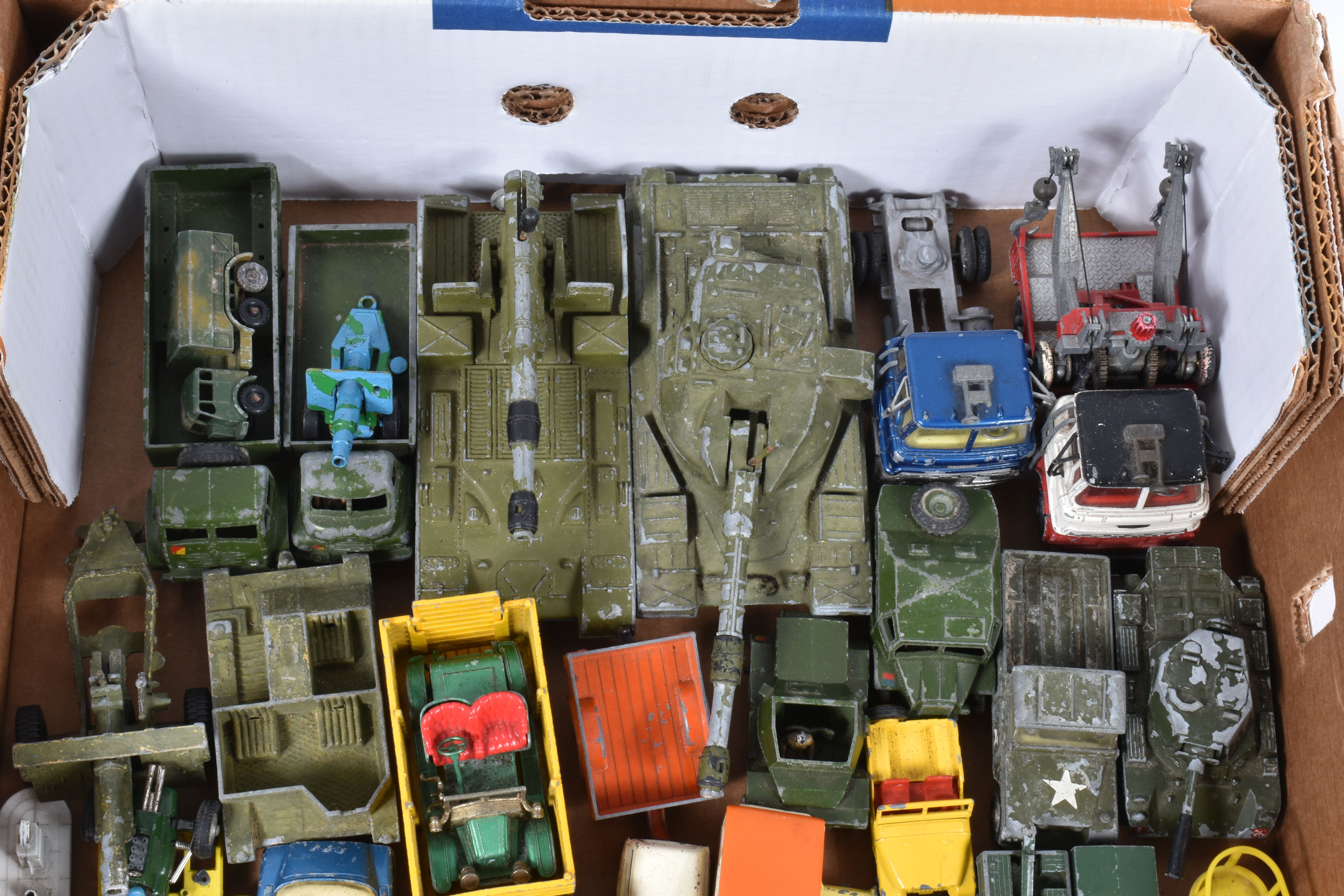 A QUANTITY OF UNBOXED AND ASSORTED PLAYWORN DIECAST VEHICLES, to include Tri-ang Spot-On Aston - Image 2 of 5