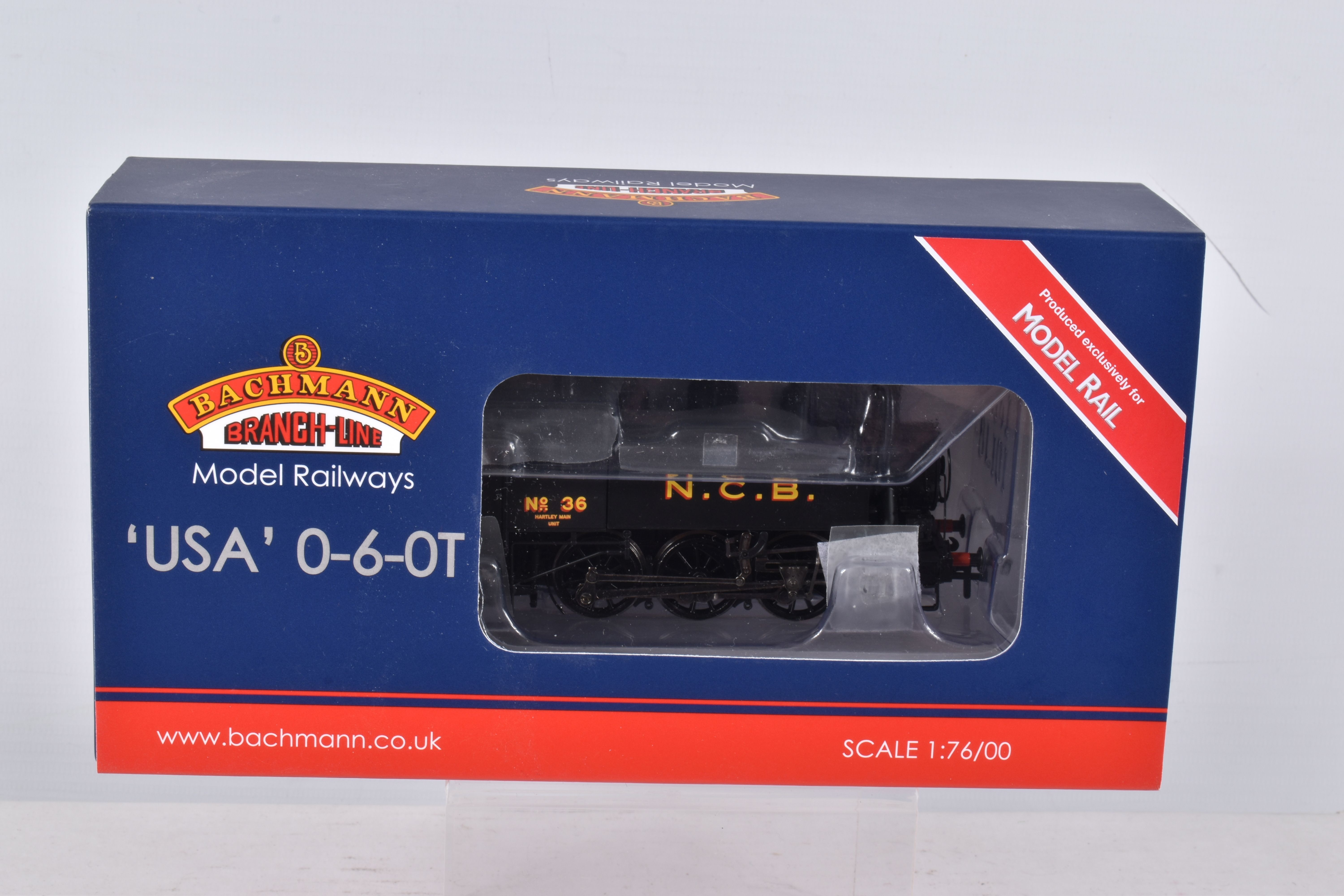 A BOXED OO GAUGE BACHMANN BRANCHLINE MODEL RAILWAY STEAM LOCOMOTIVE, USA Class 0-6-0T no. 36 in