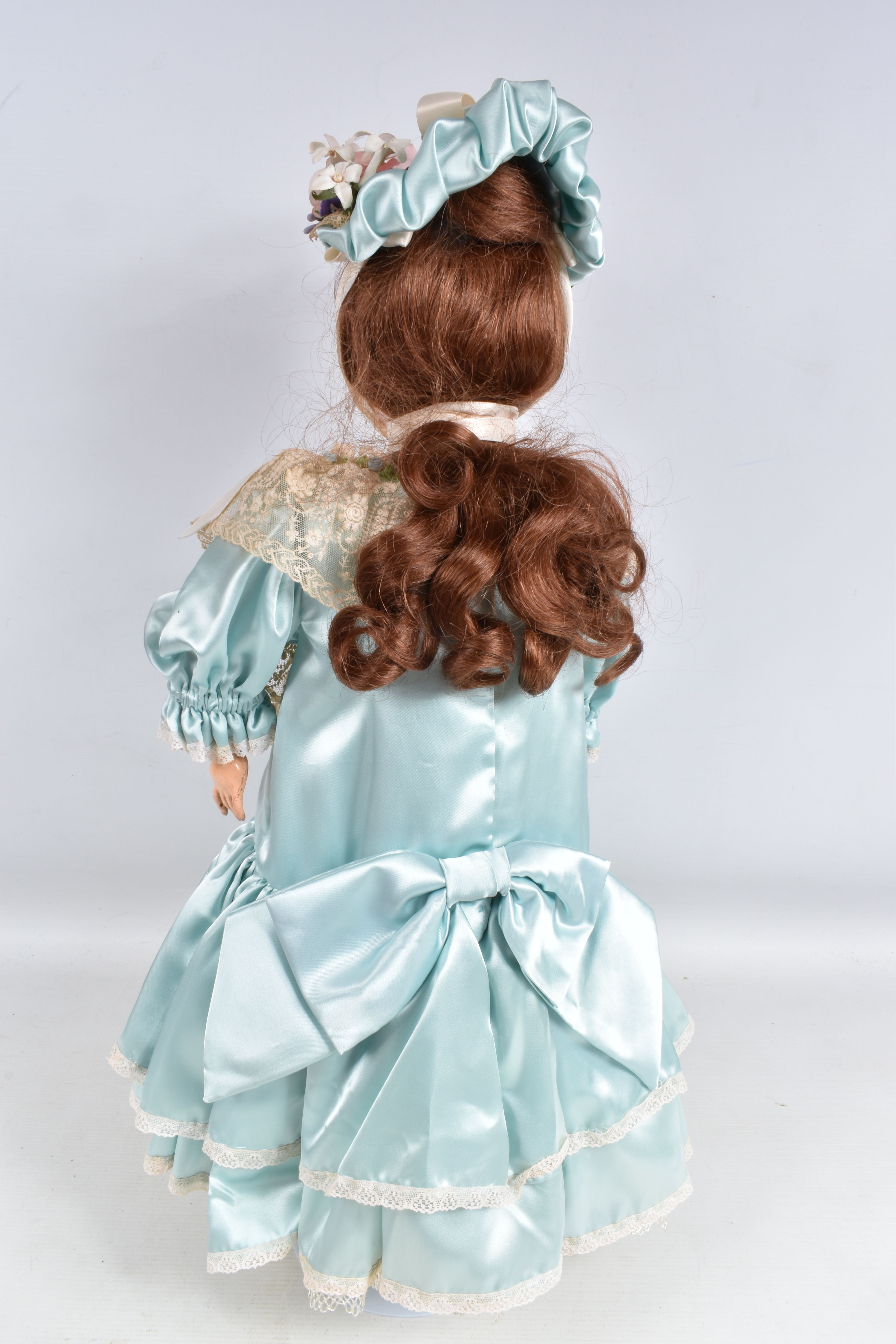 A MAX HANDWERCK BISQUE HEAD DOLL, nape of neck marked 'Max Handwerck Germany 7½', sleeping blue - Image 11 of 12