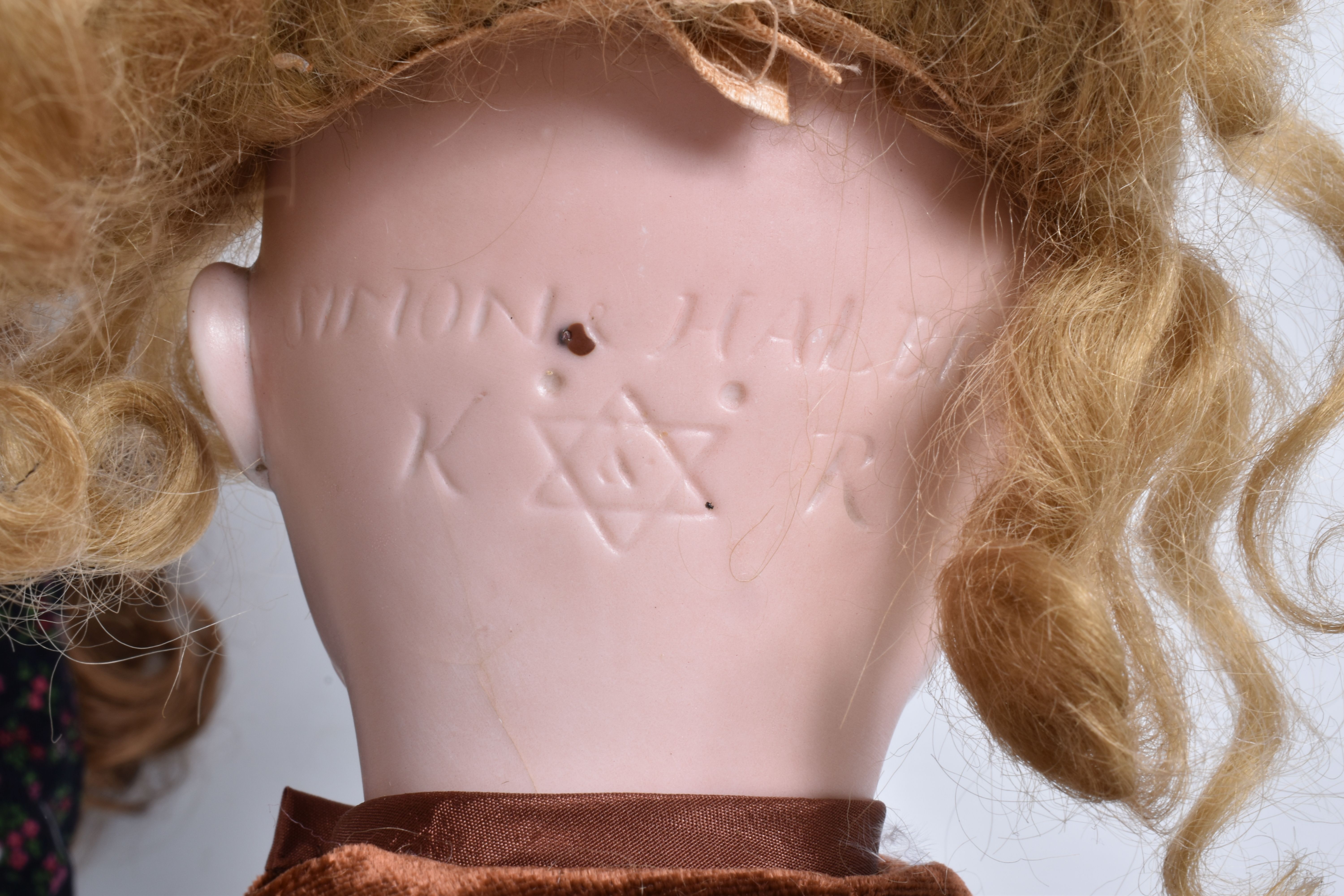 A MAX HANDWERCK BISQUE HEAD DOLL, nape of neck marked 'Max Handwerck Germany 7½', sleeping blue - Image 3 of 12