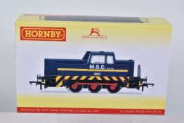 A BOXED OO GAUGE HORNBY MODEL RAILWAY DIESEL SHUNTER LOCOMOTIVE 0-6-DH, no. 3001 Manchester Ship