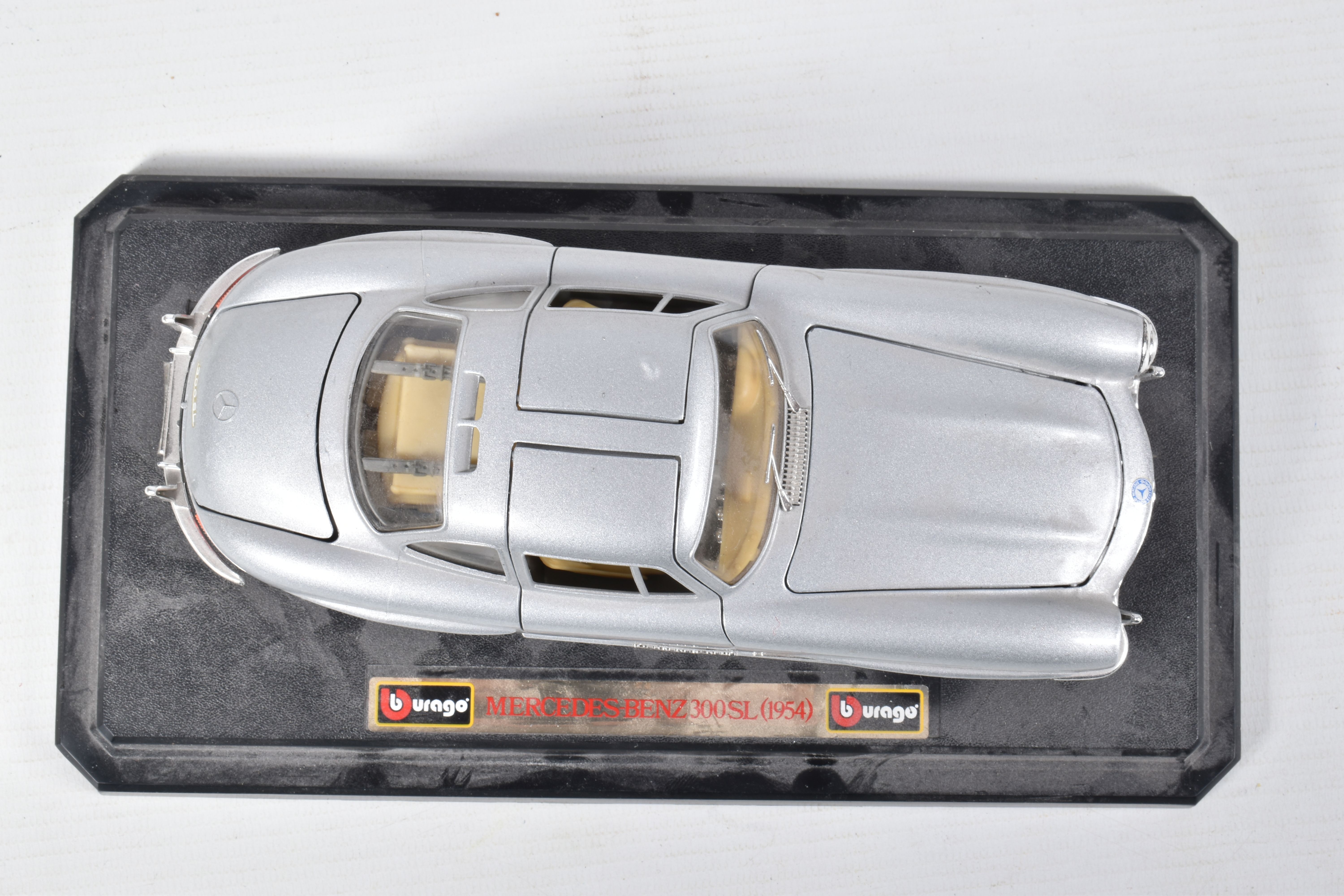 FIVE BOXED AND FOUR LOOSE MODEL VEHICLES, boxed models include a 1:18 scale Maisto Aston Martin - Image 7 of 24