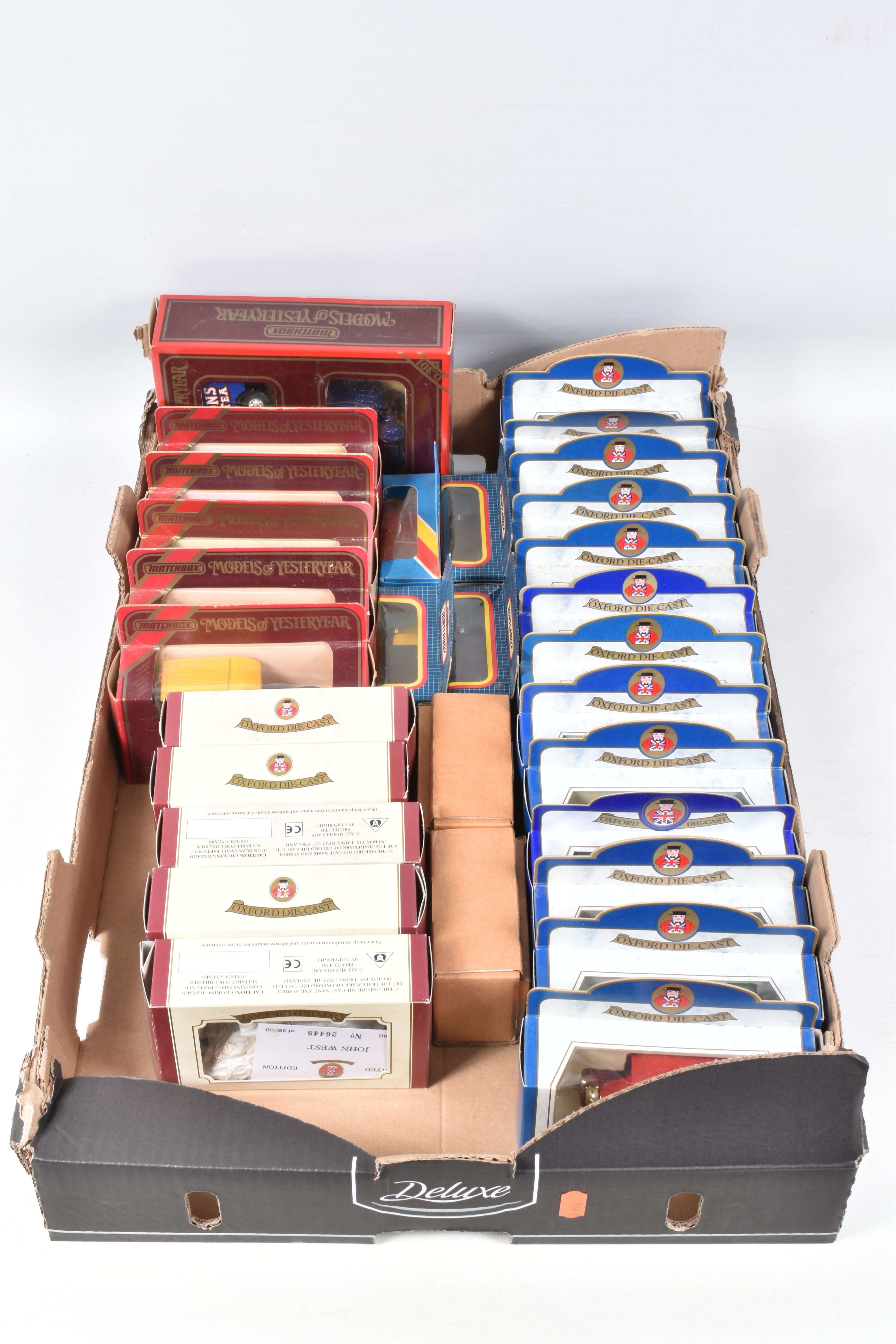 FOUR BOXES OF ASSORTED LLEDO, MATCHBOX AND OXFORD DIECAST MODEL VEHICLES, some of the Lledo models - Image 11 of 17