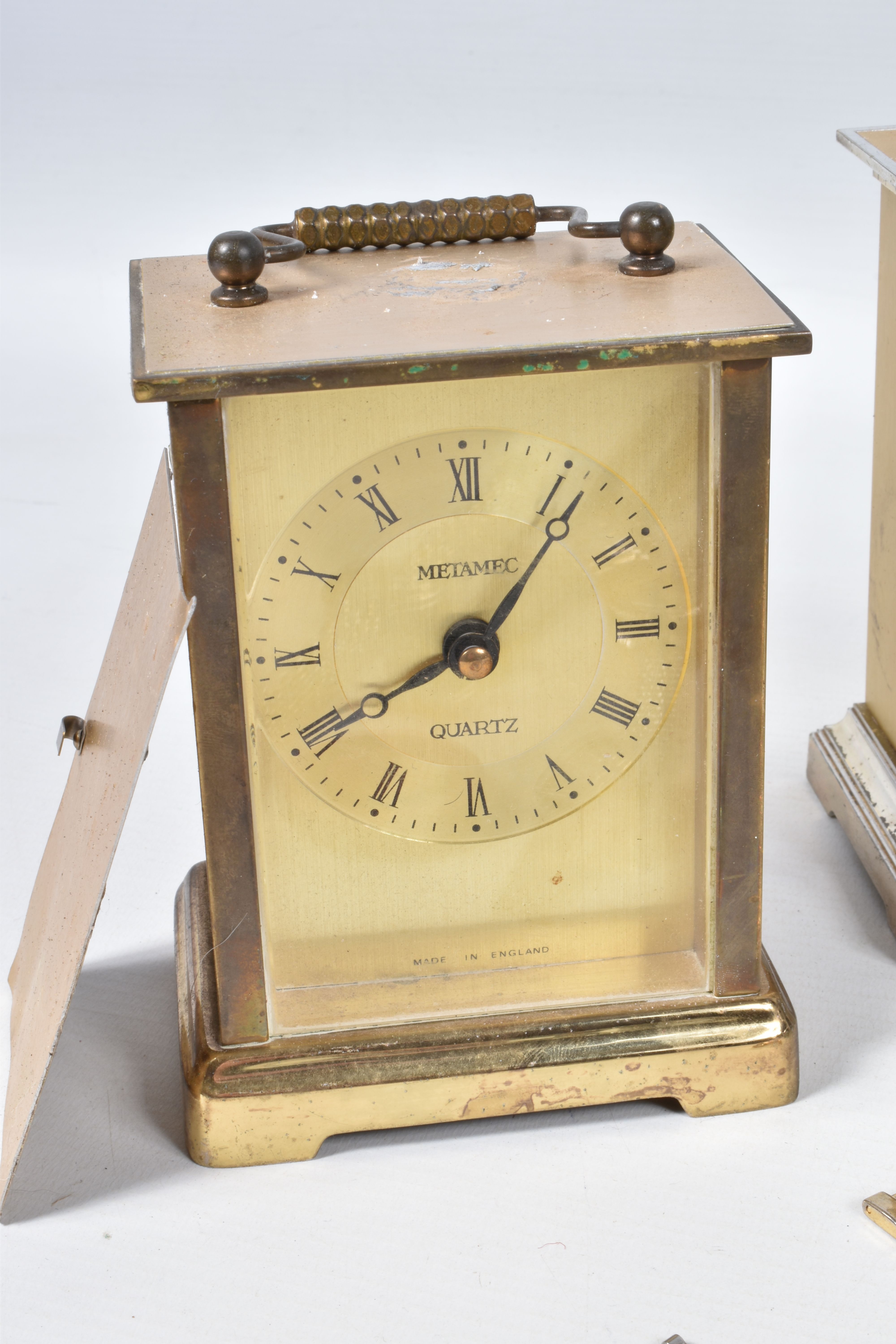 A SMALL COLLECTION OF WATCHES AND QUARTZ CARRIAGE CLOCKS, to include two quartz carriage clocks, one - Image 3 of 8