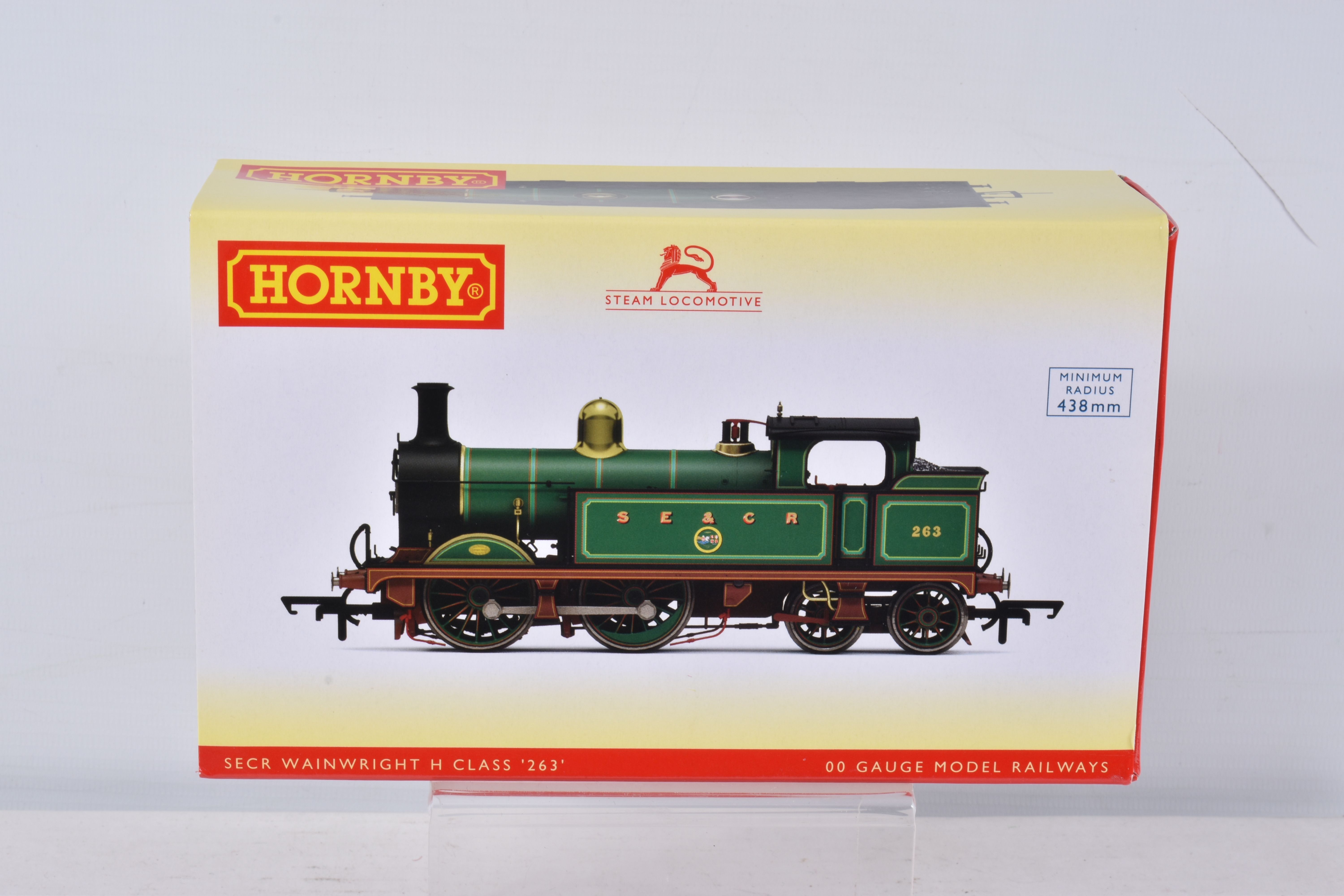 A BOXED OO GAUGE HORNBY MODEL RAILWAY STEAM LOCOMOTIVE, SECR Class H Wainwright 0-4-4T, no. 263 in