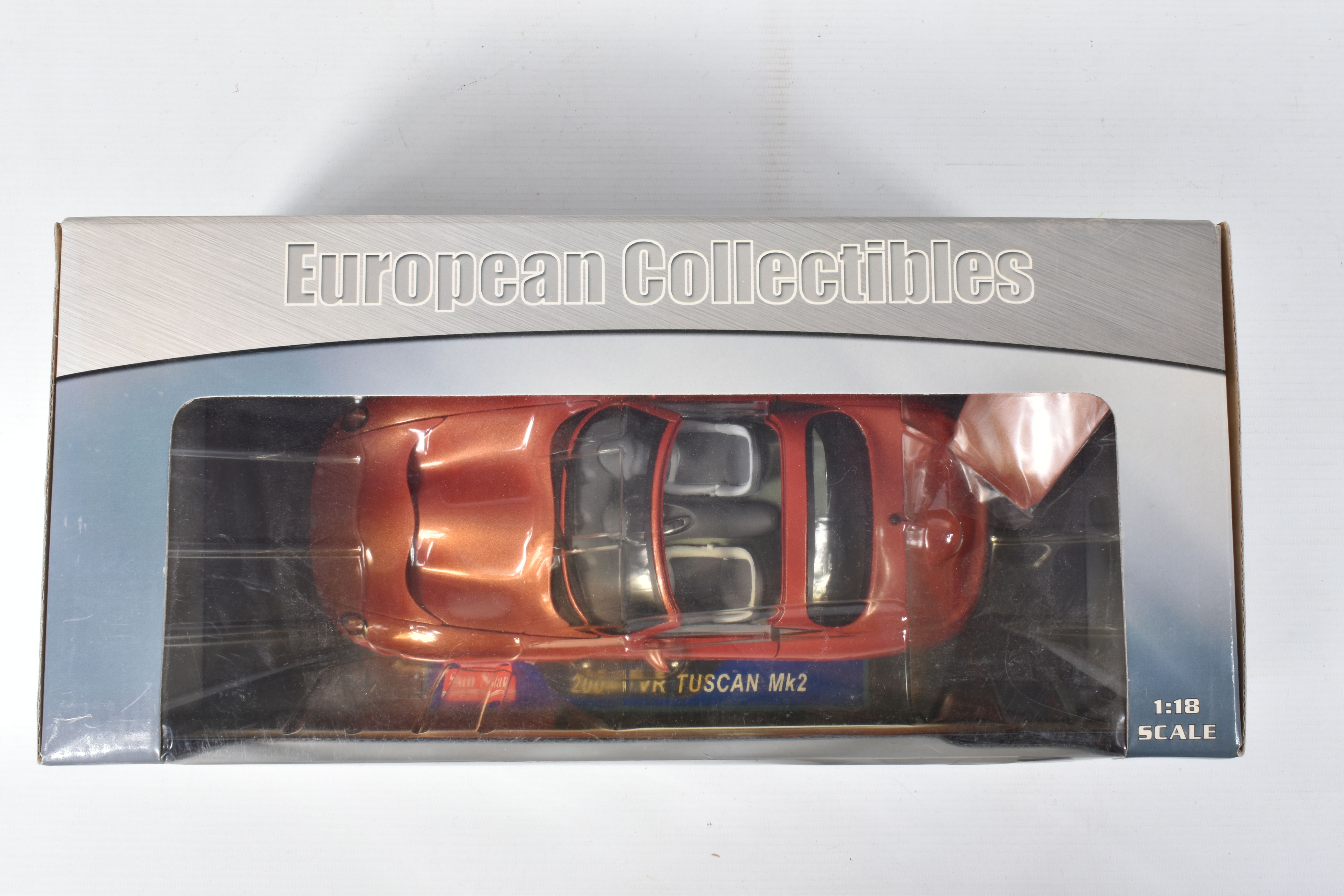 FIVE BOXED AND FOUR LOOSE MODEL VEHICLES, boxed models include a 1:18 scale Maisto Aston Martin - Bild 12 aus 24
