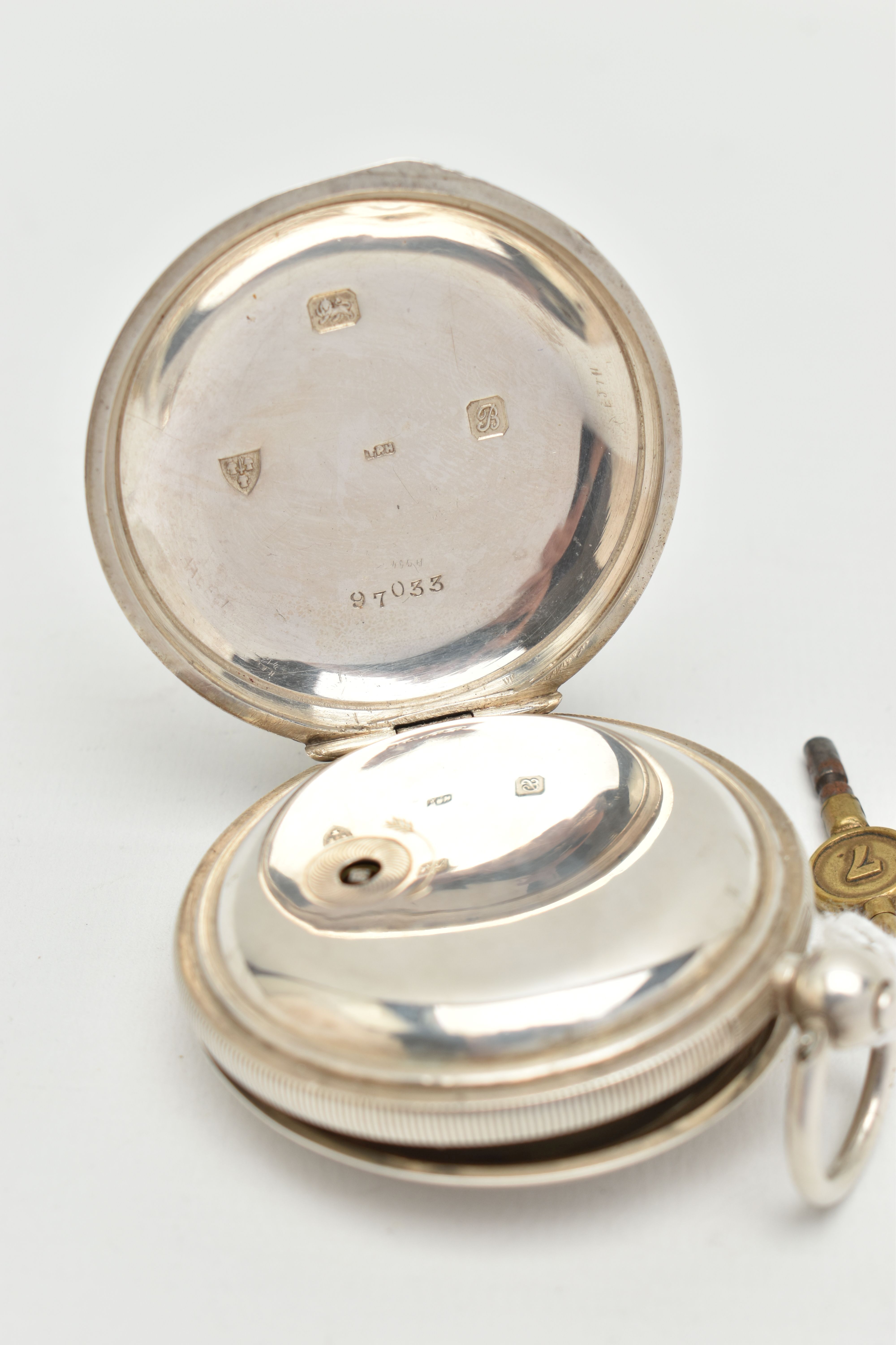 AN EDWARDIAN SILVER FULL HUNTER POCKET WATCH, key wound movement, Roman numerals, second - Image 4 of 6