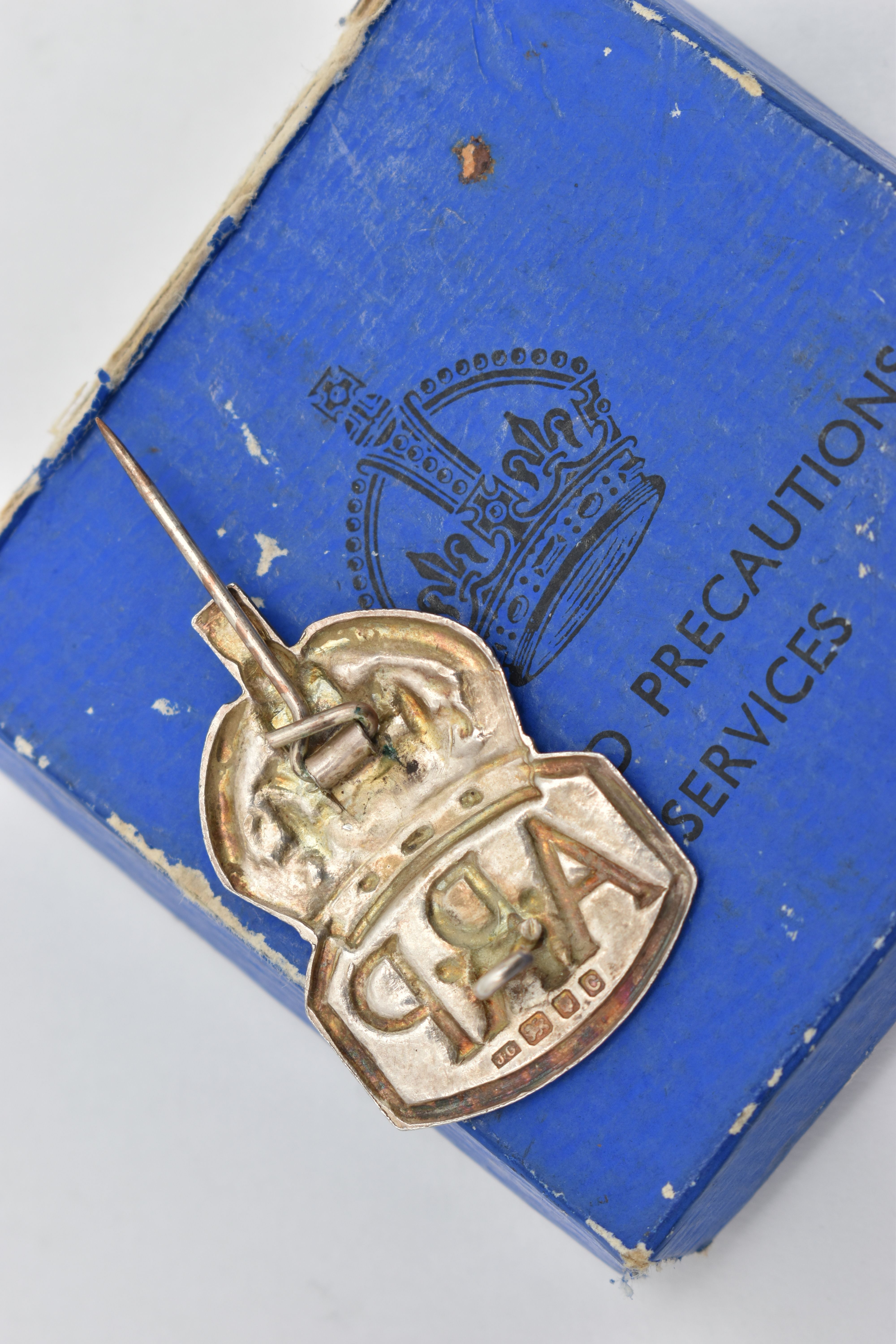 A SILVER 'A.R.P' BADGE, hallmarked 'Royal Mint' London 1938, fitted with pin and C clasp, - Image 3 of 3