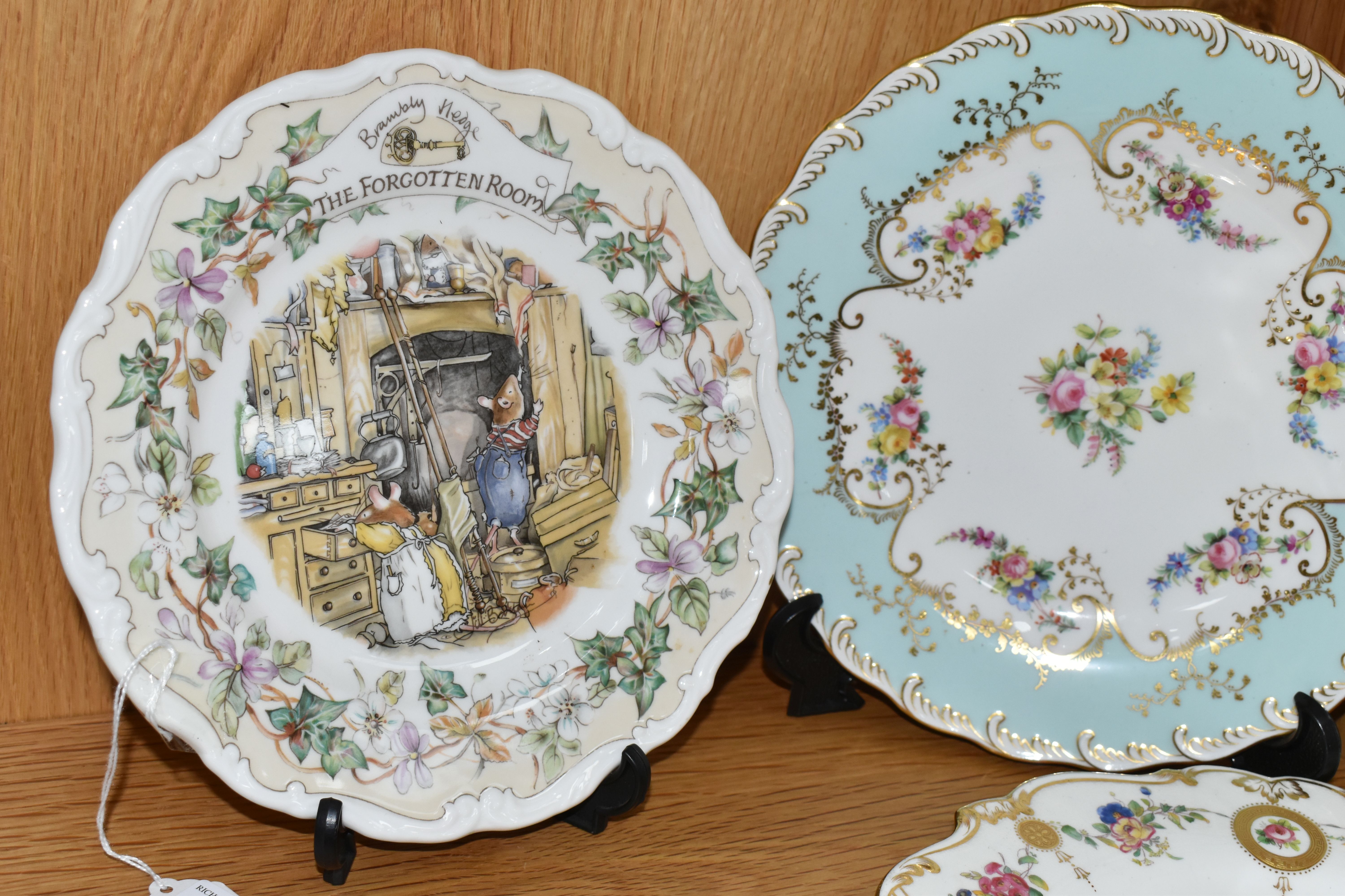 FOUR ROYAL DOULTON 'BRAMBLY HEDGE' PLATES AND TWO MINTON PLATES, comprising Royal Doulton Brambly - Image 4 of 5
