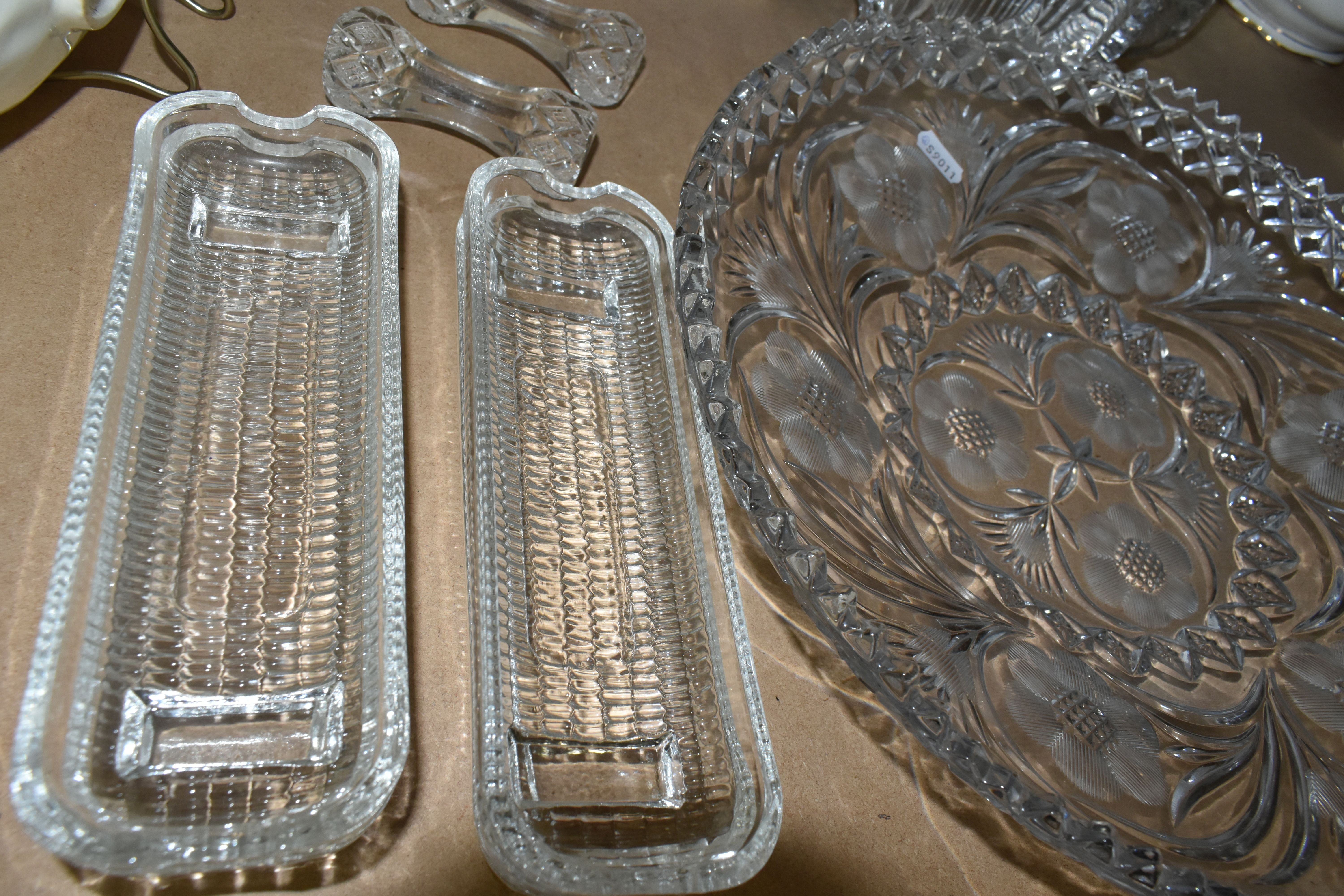 A GROUP OF CUT CRYSTAL AND OTHER GLASS WARE, to include a boxed set of six Waterford Crystal - Image 3 of 6