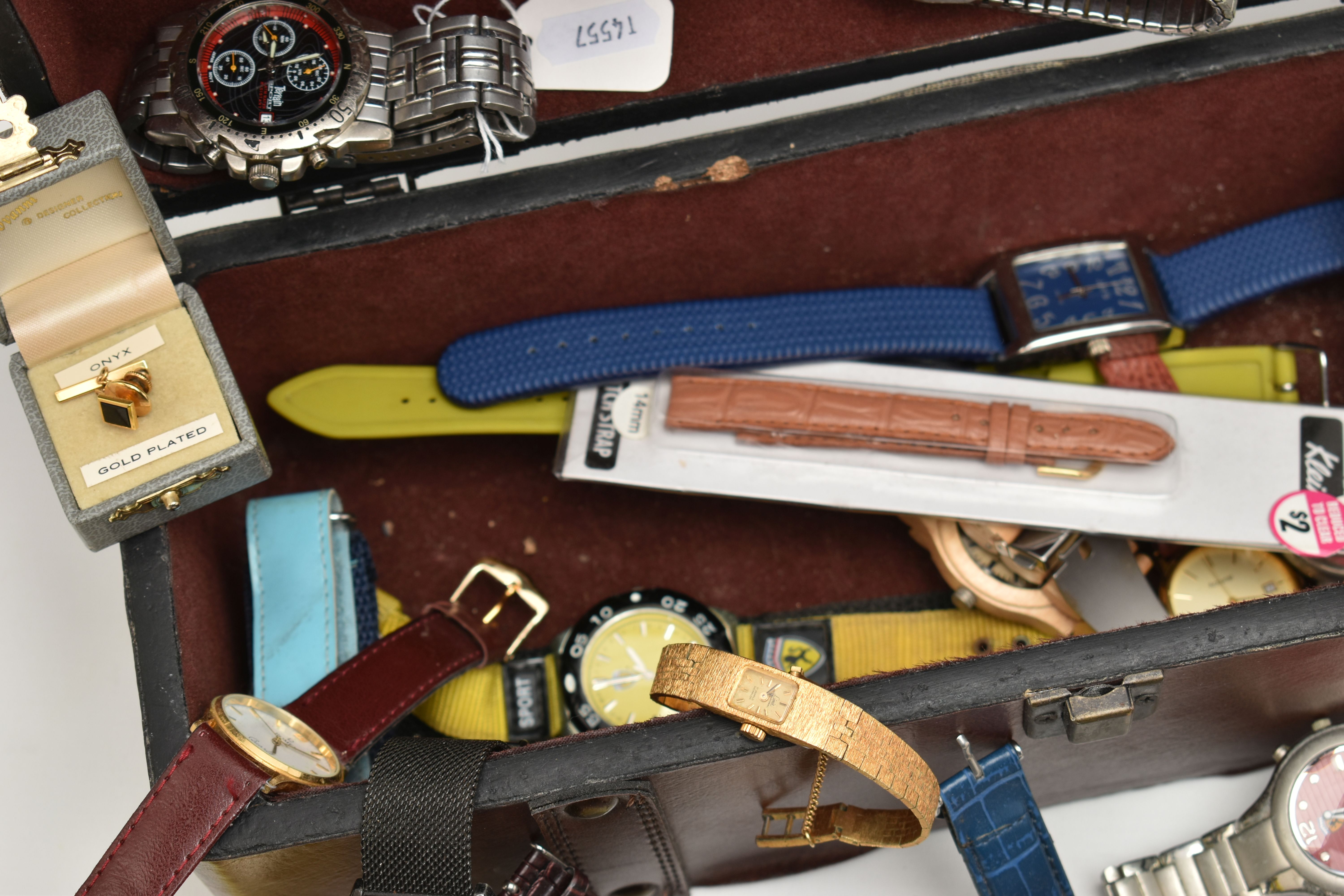 A BOX OF ASSORTED WRISTWATCHES AND ITEMS, to include a wooden box and a tin of mostly quartz fashion - Image 8 of 11