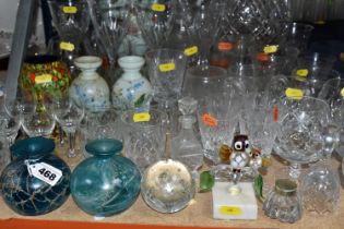 A SMALL QUANTITY OF GLASS WARES ETC, to include two Mdina posy vases, a Bohemian splatter glass