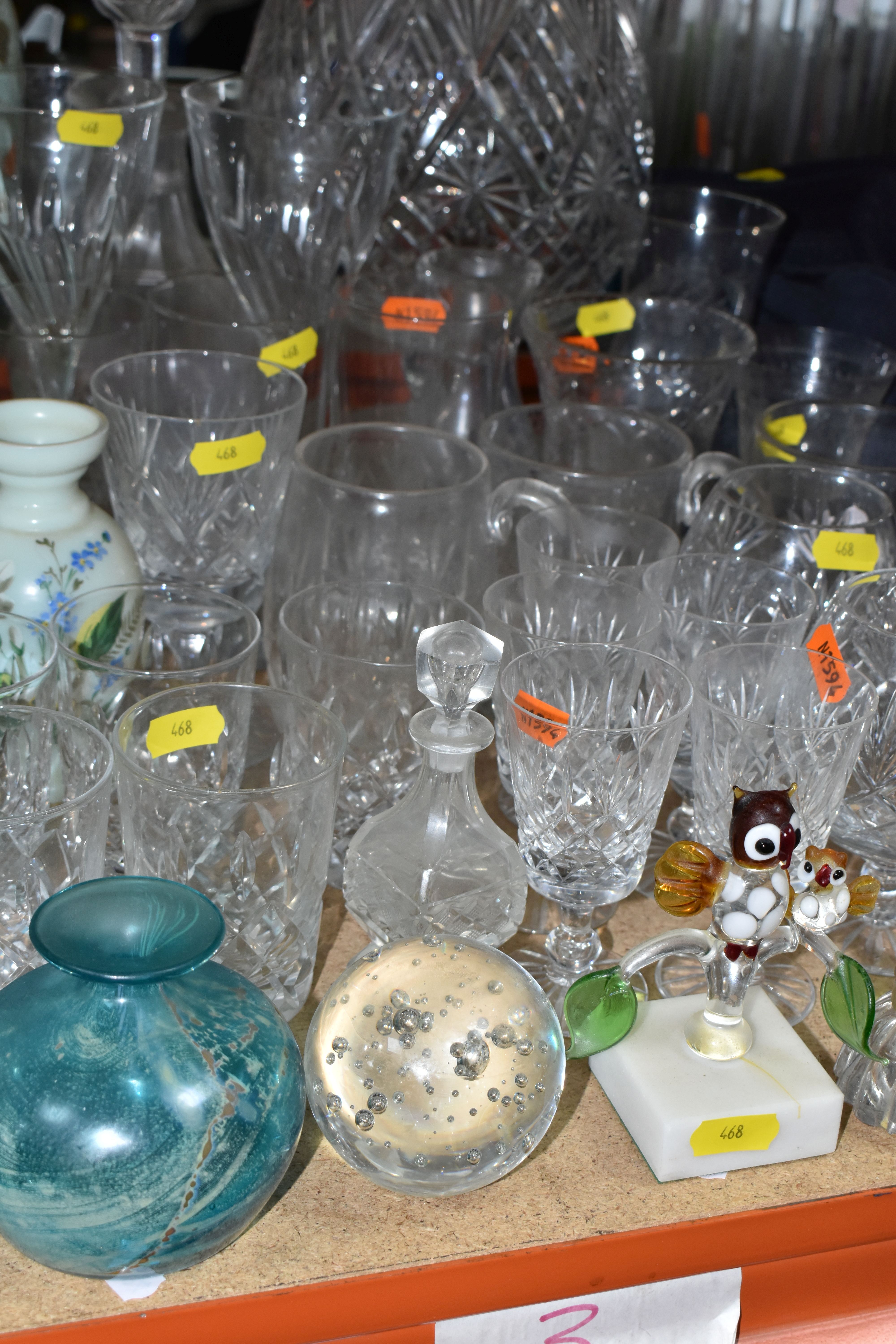 A SMALL QUANTITY OF GLASS WARES ETC, to include two Mdina posy vases, a Bohemian splatter glass - Image 3 of 4