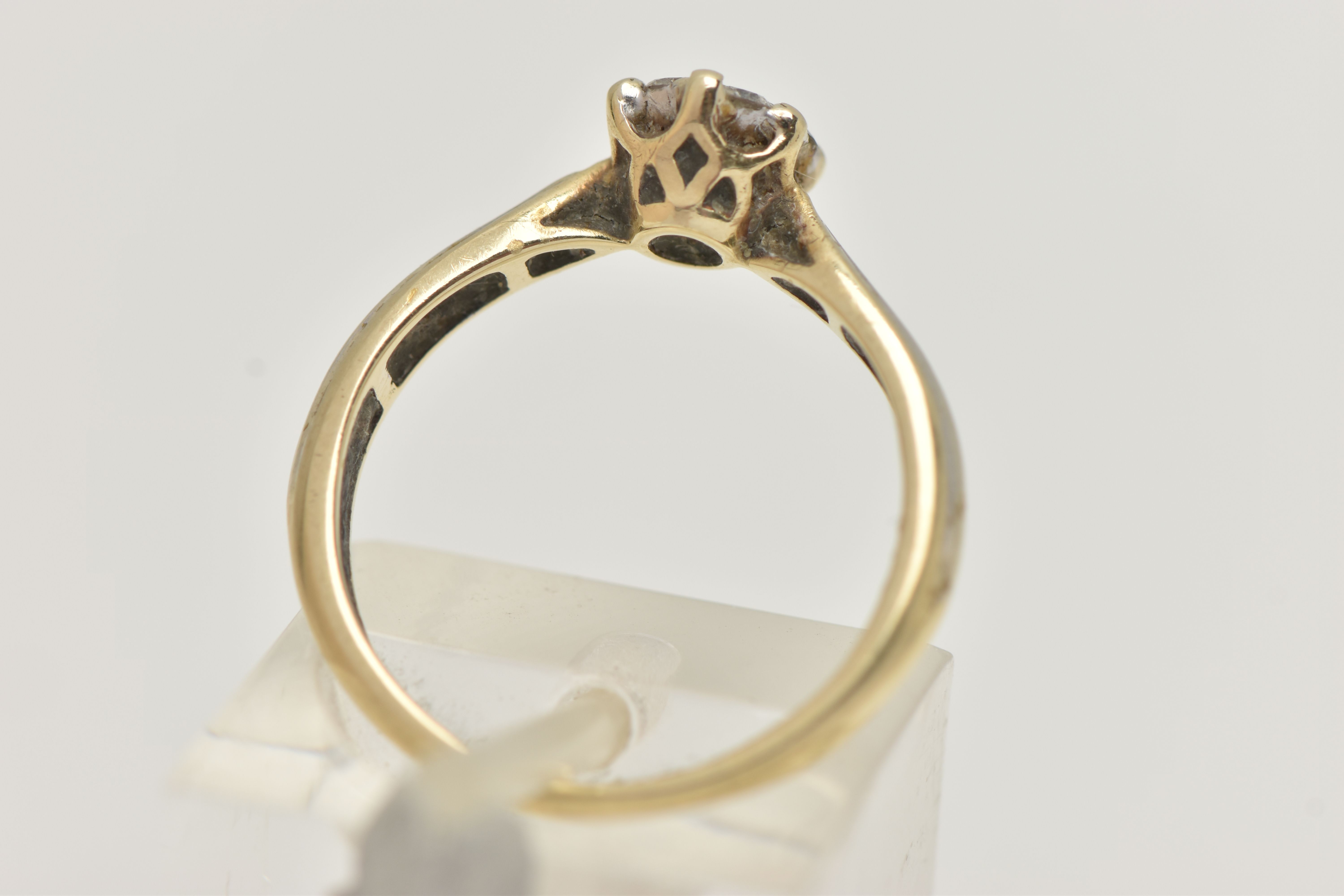 A 9CT GOLD DIAMOND CLUSTER RING, small circular cluster set with seven round brilliant cut diamonds, - Image 3 of 4