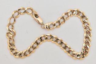 A 9CT GOLD CURB LINK BRACELET, fitted with a lobster clasp, hallmarked 9ct Sheffield, missing jump